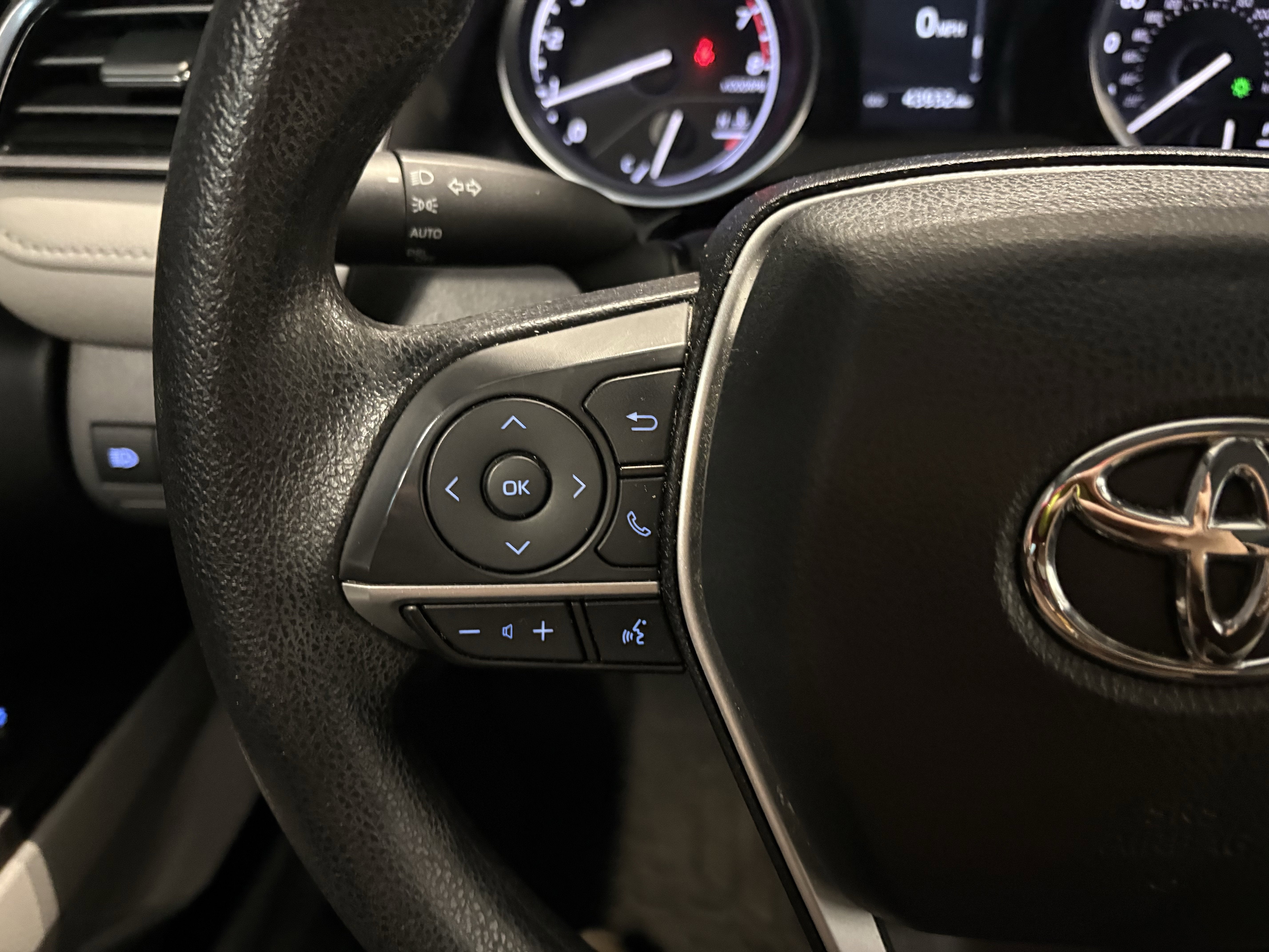 2024 Toyota Camry LE FWD