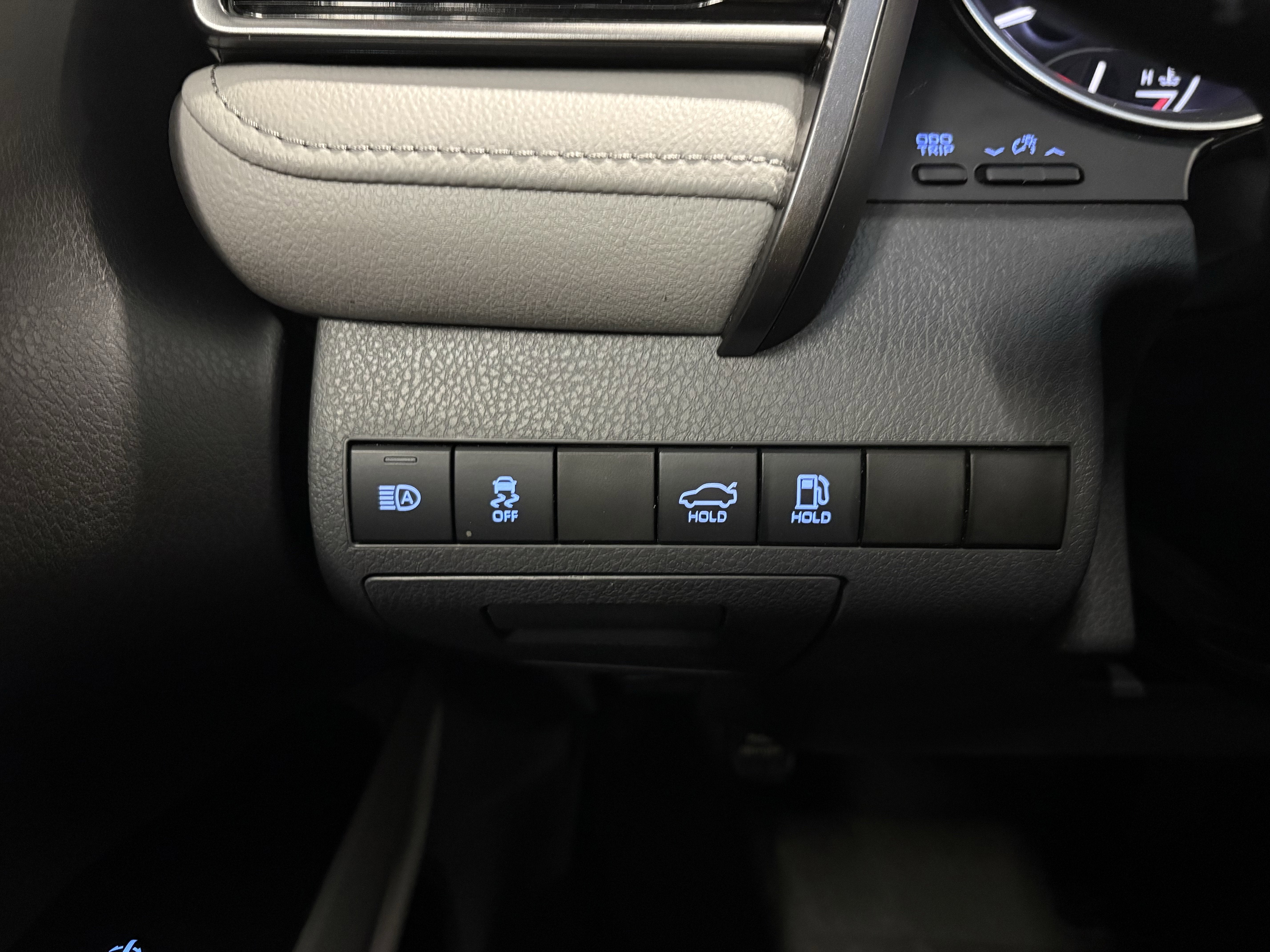 2024 Toyota Camry LE FWD