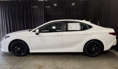 2025 Toyota Camry LE FWD