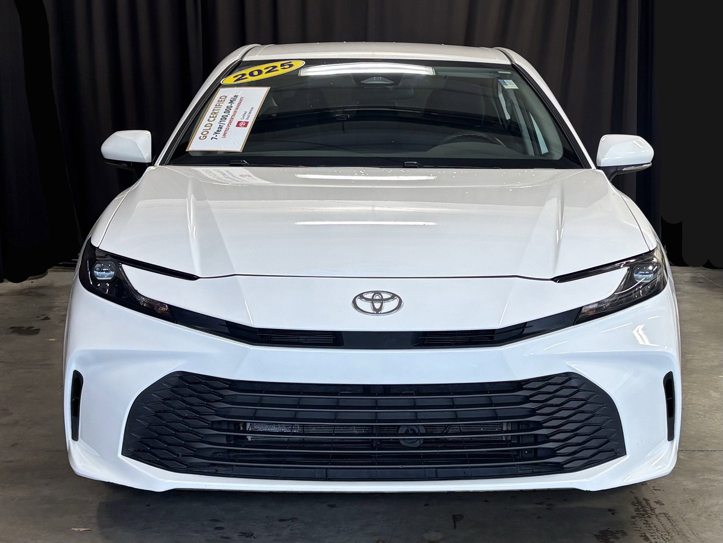 2025 Toyota Camry LE FWD