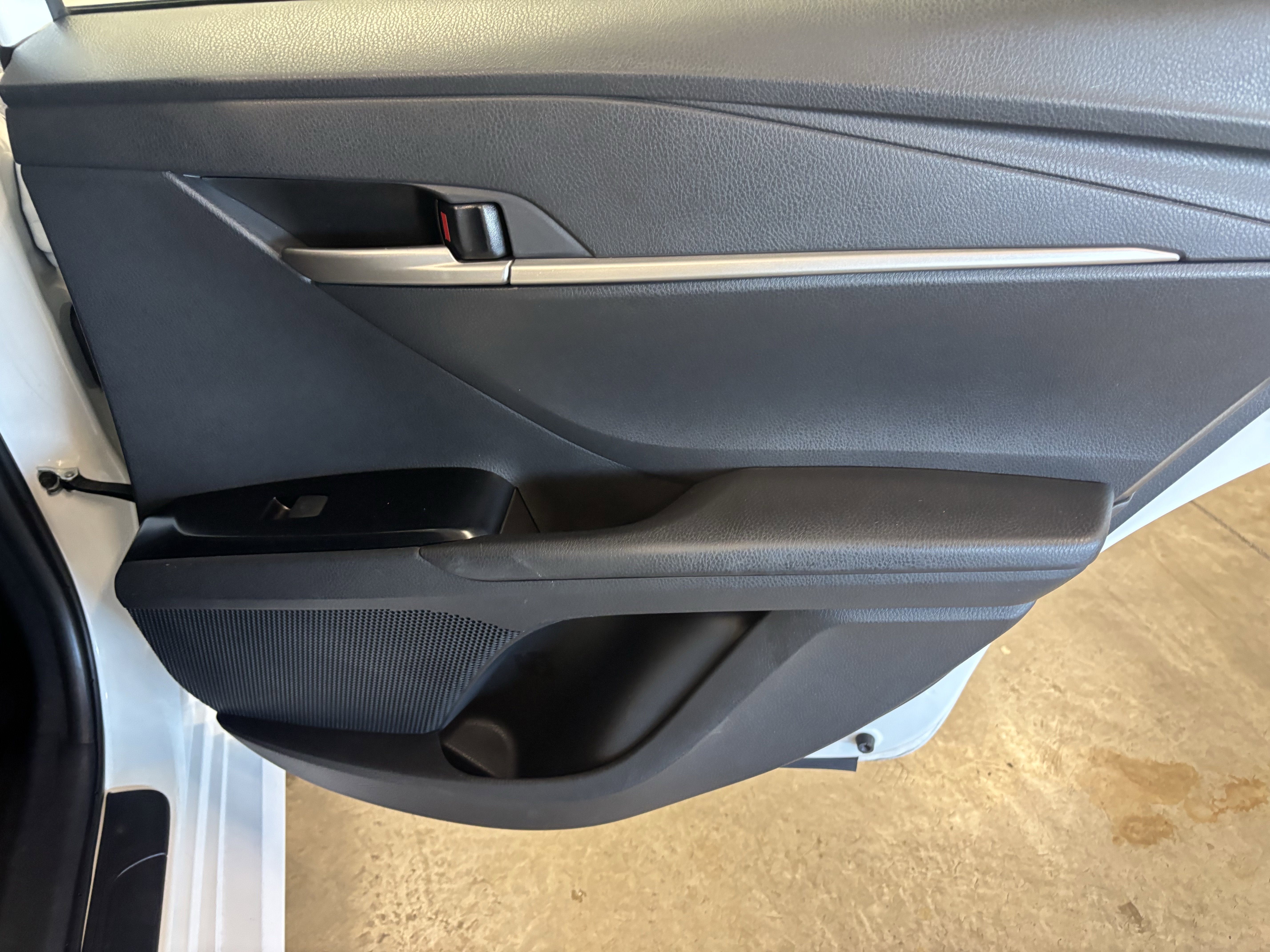 2025 Toyota Camry LE FWD