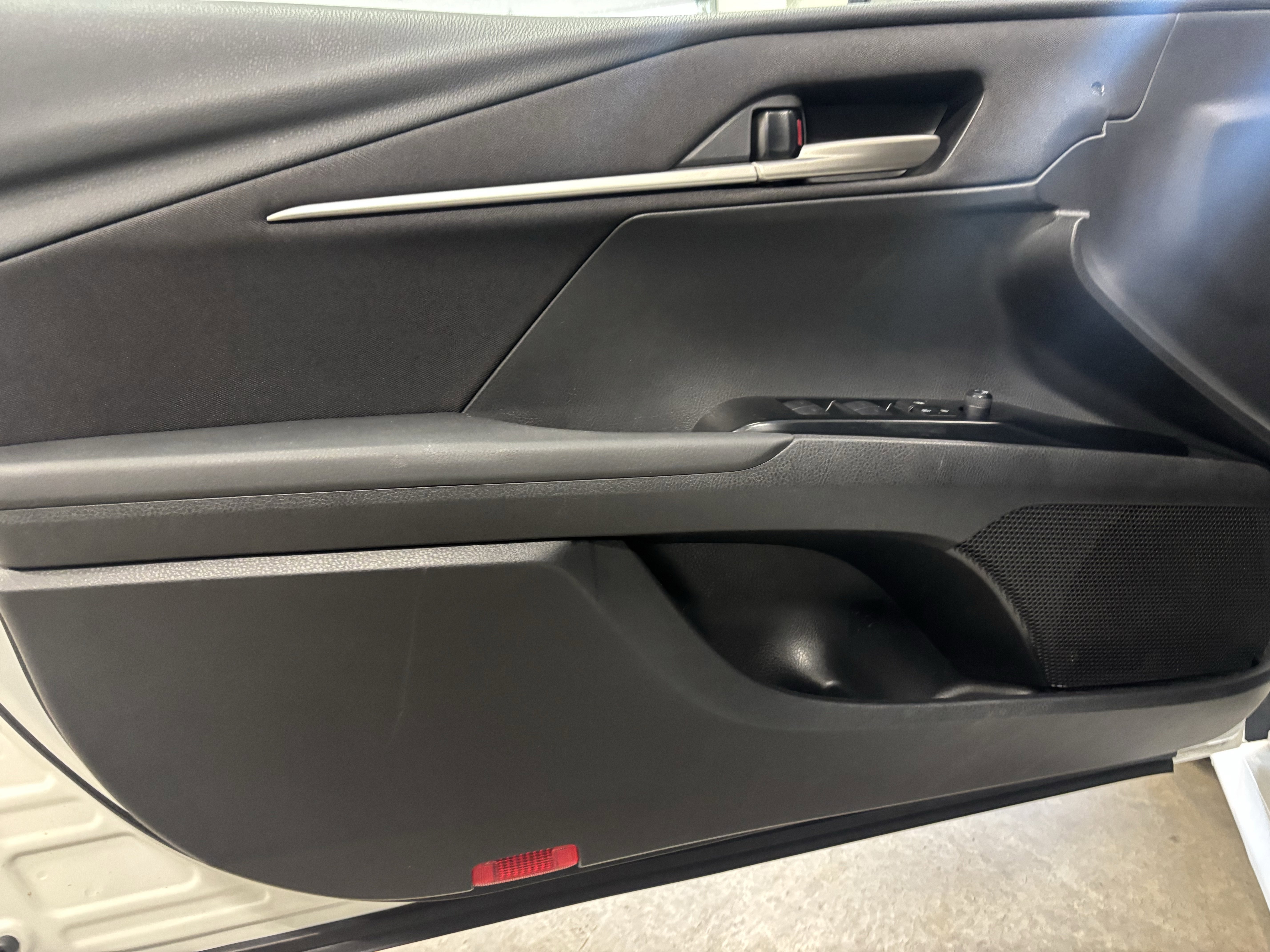 2025 Toyota Camry LE FWD