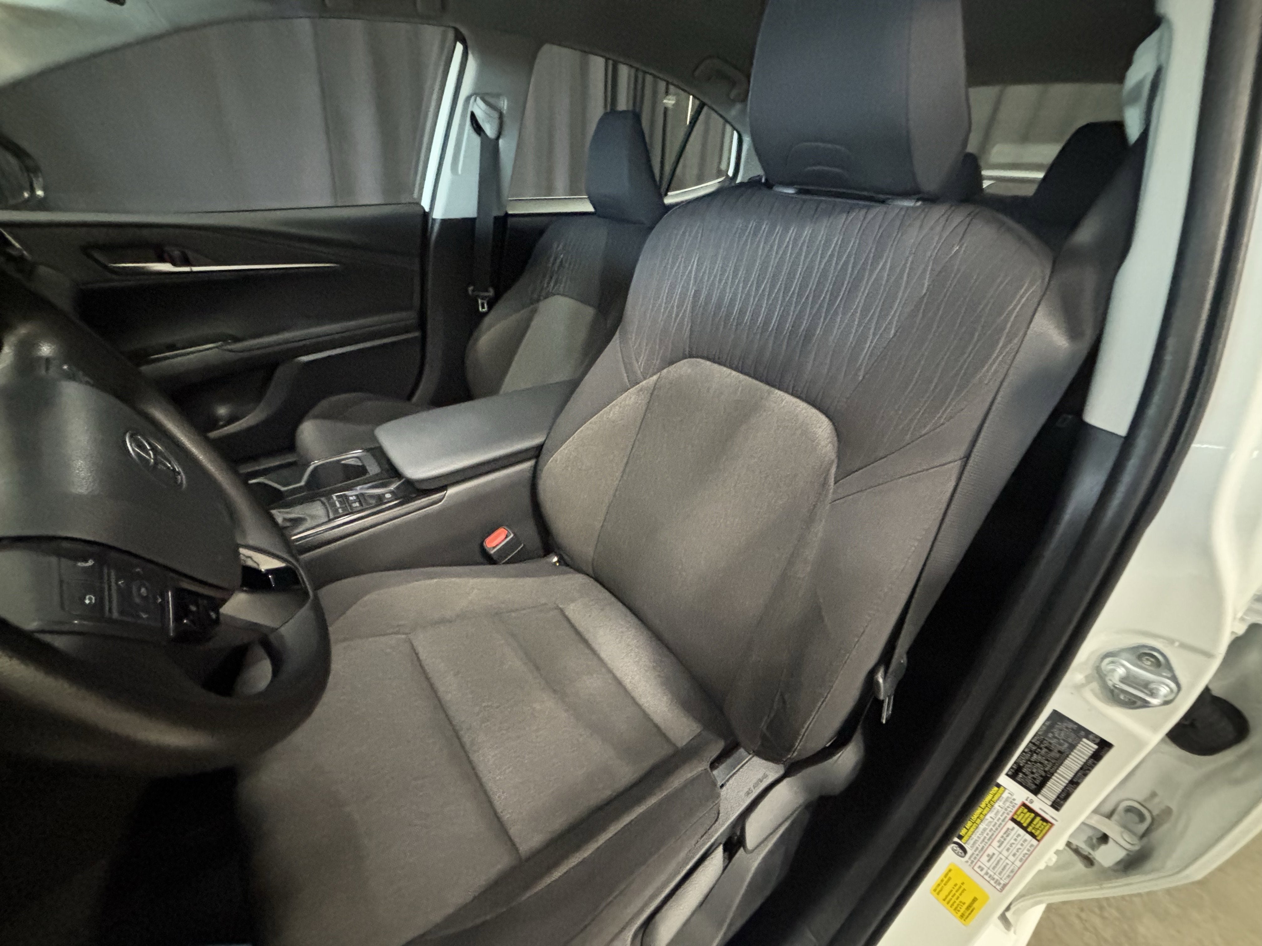 2025 Toyota Camry LE FWD