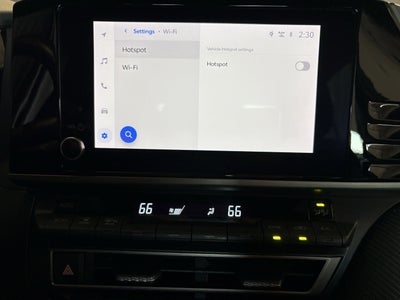 2025 Toyota Camry SE FWD