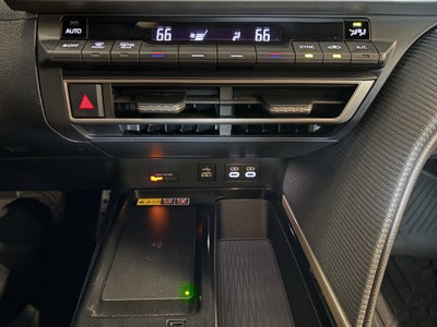 2025 Toyota Camry SE FWD