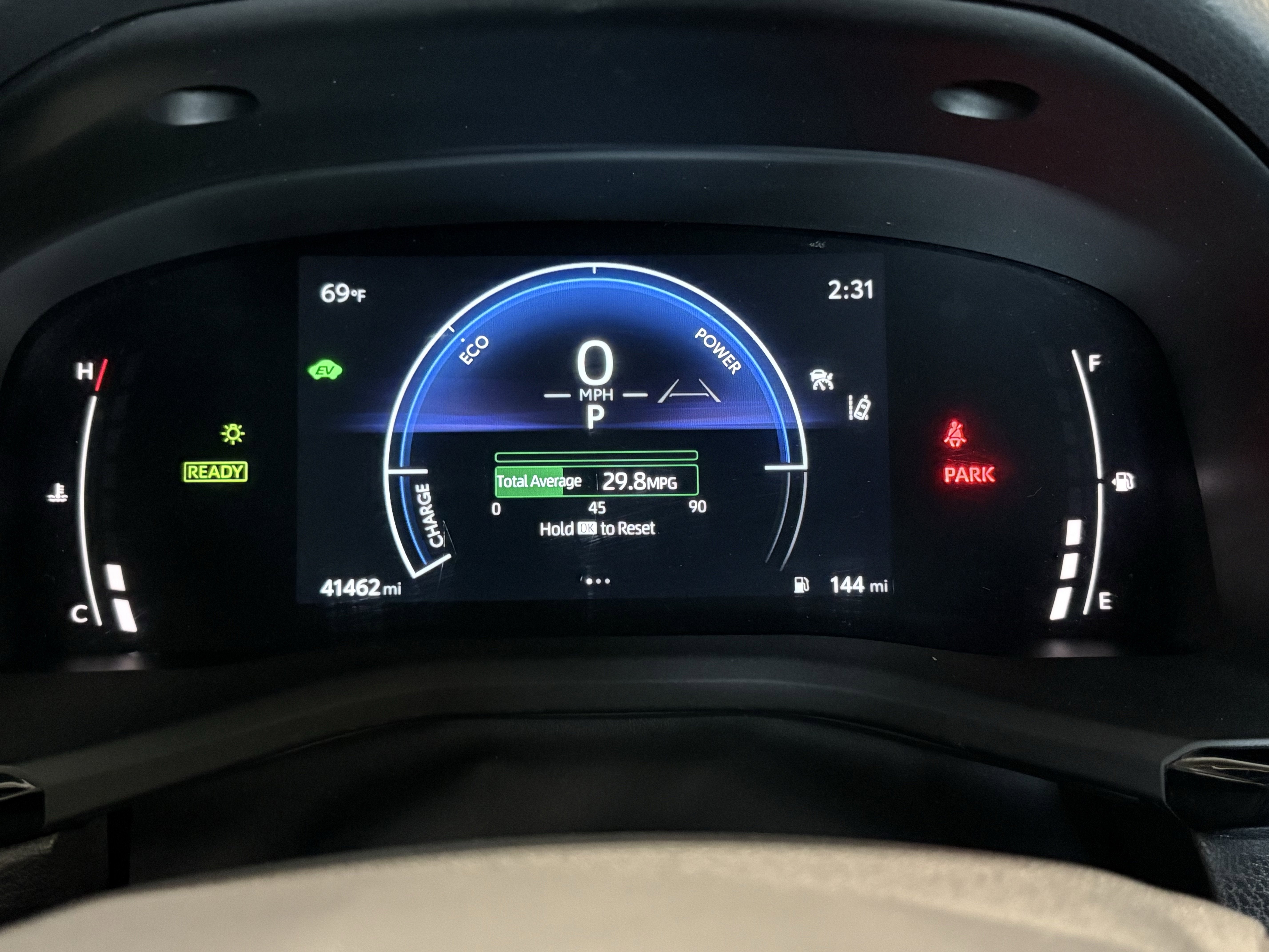 2025 Toyota Camry SE FWD