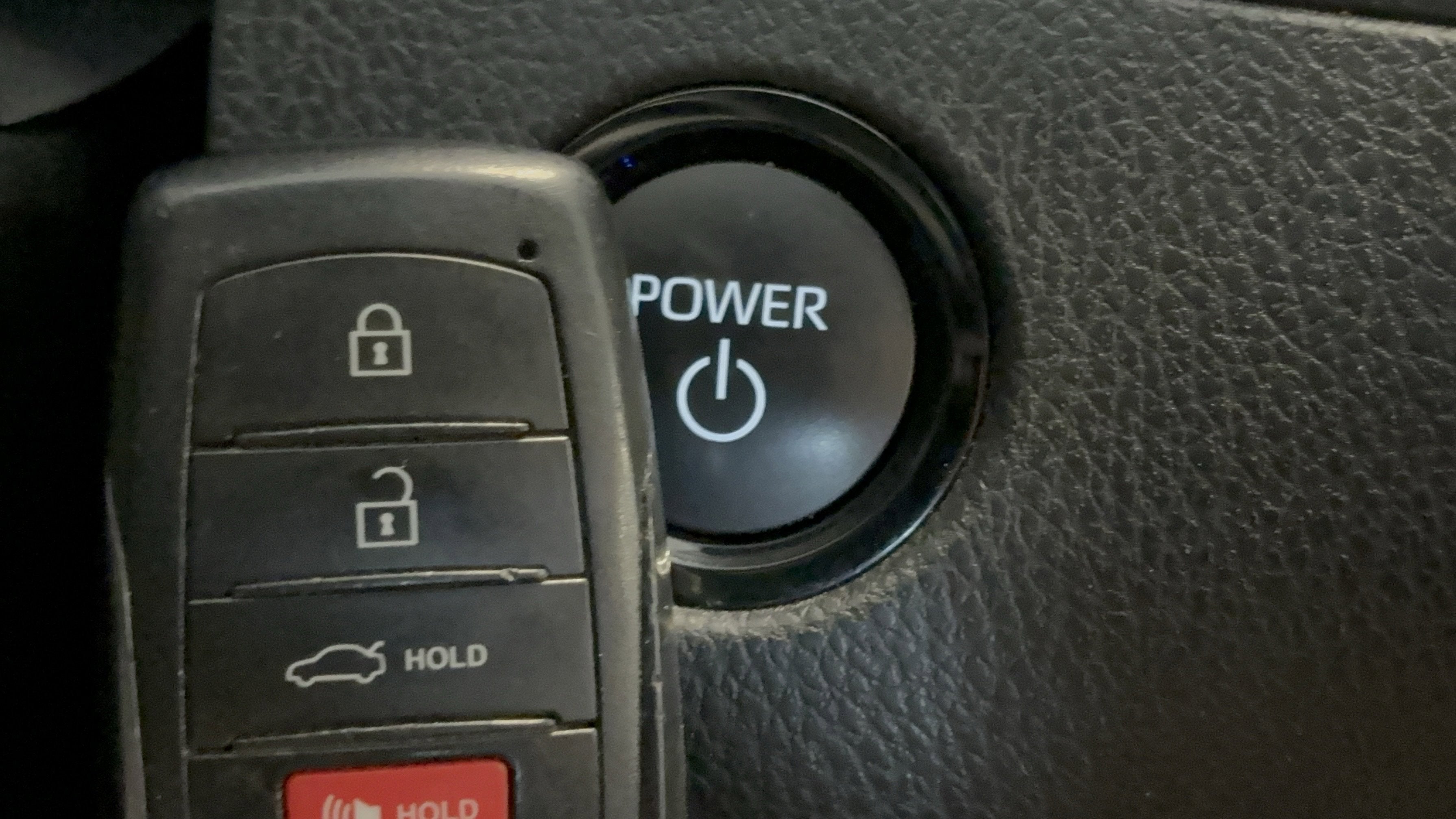 2025 Toyota Camry SE FWD