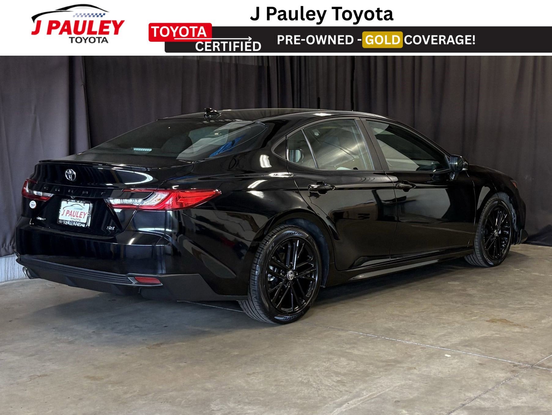 2025 Toyota Camry SE FWD