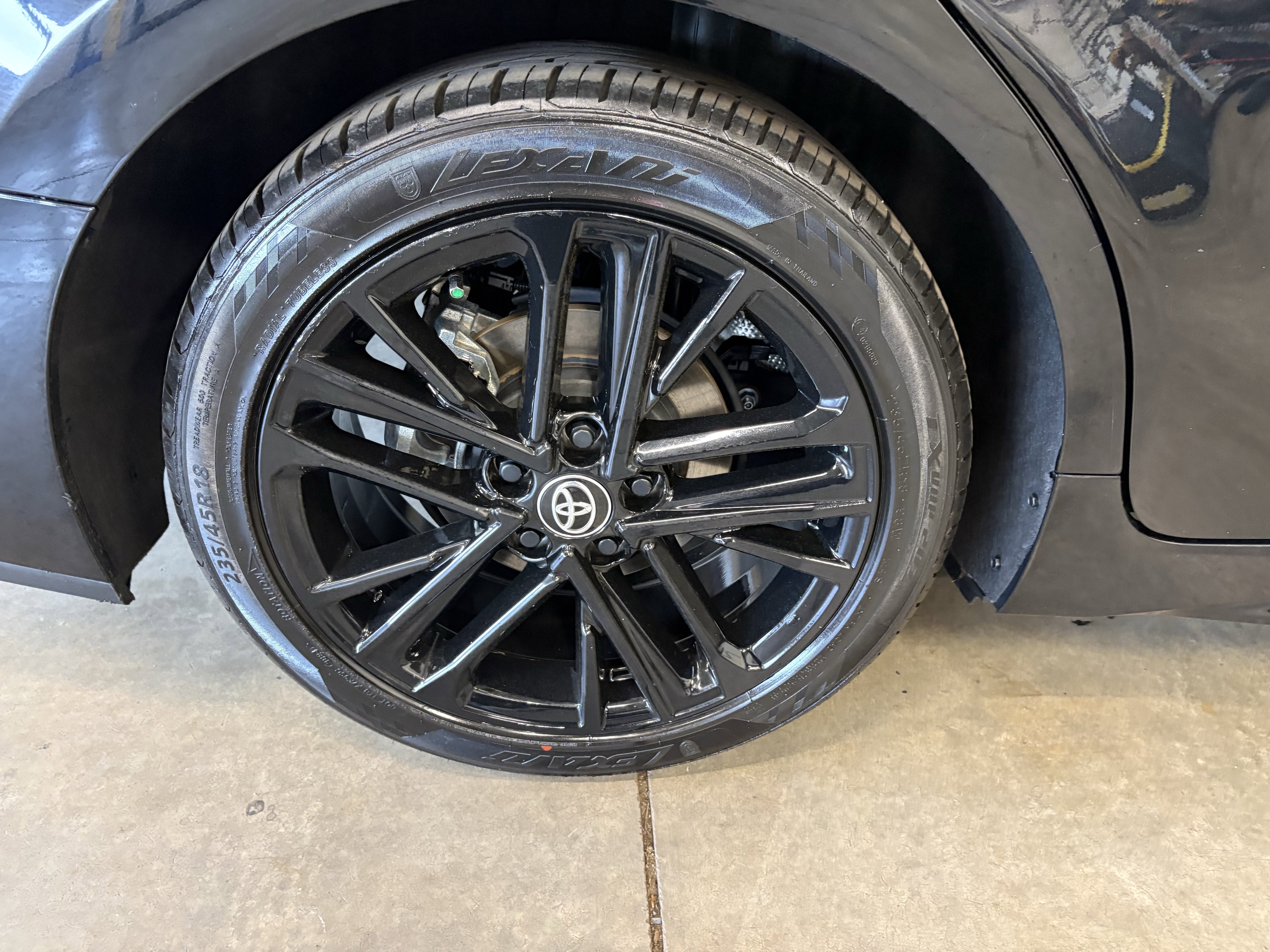 2025 Toyota Camry SE FWD