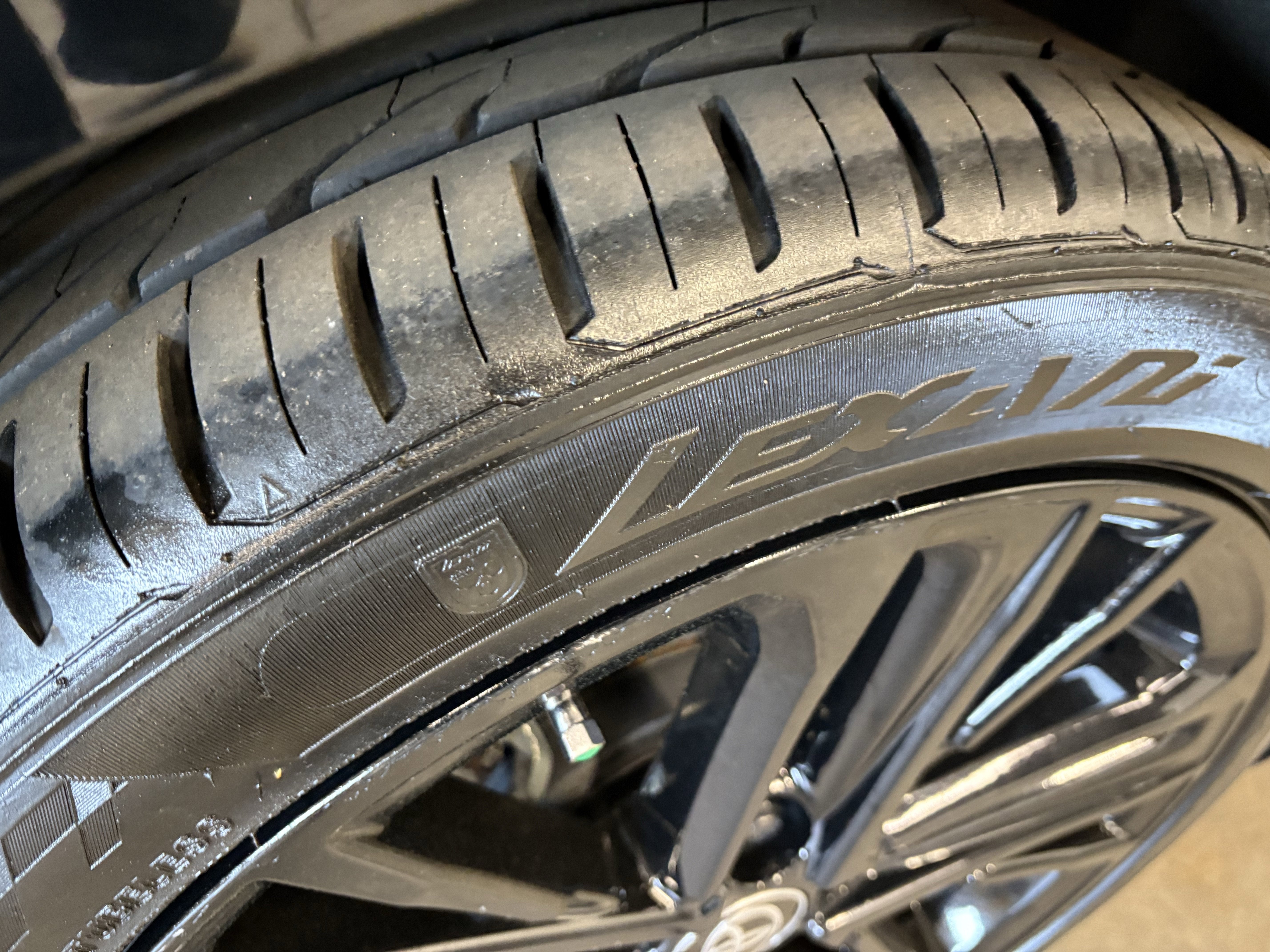 2025 Toyota Camry SE FWD