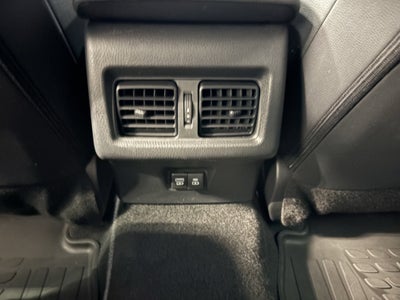 2025 Toyota Camry SE FWD