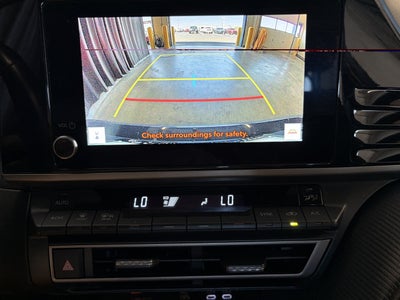 2025 Toyota Camry SE FWD