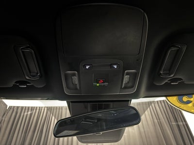 2025 Toyota Camry SE FWD