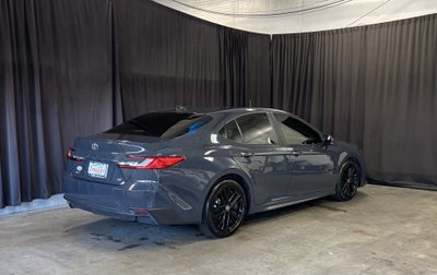 2025 Toyota Camry SE FWD