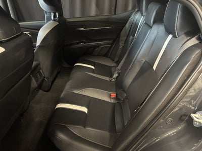 2025 Toyota Camry SE FWD