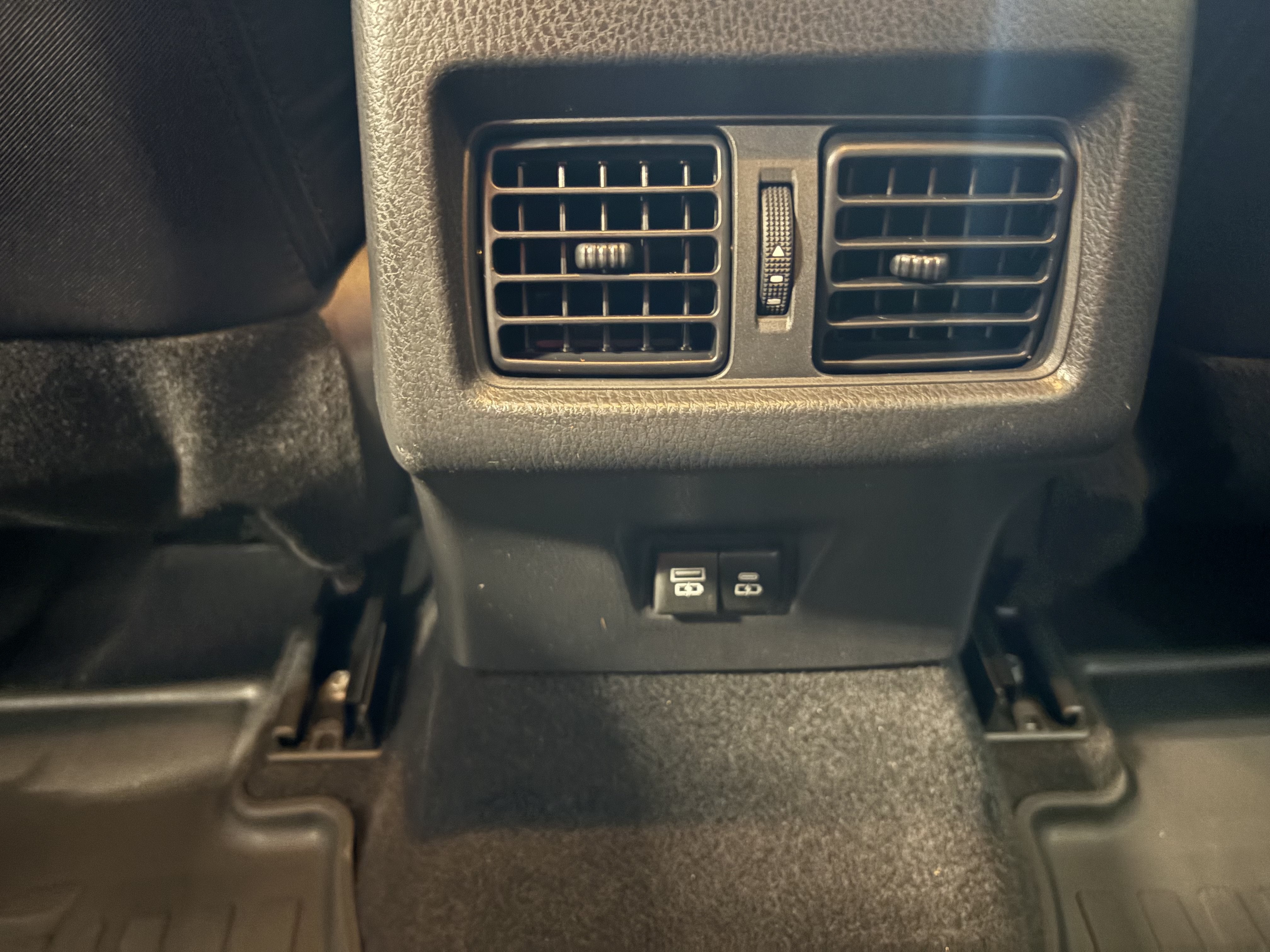 2025 Toyota Camry LE FWD