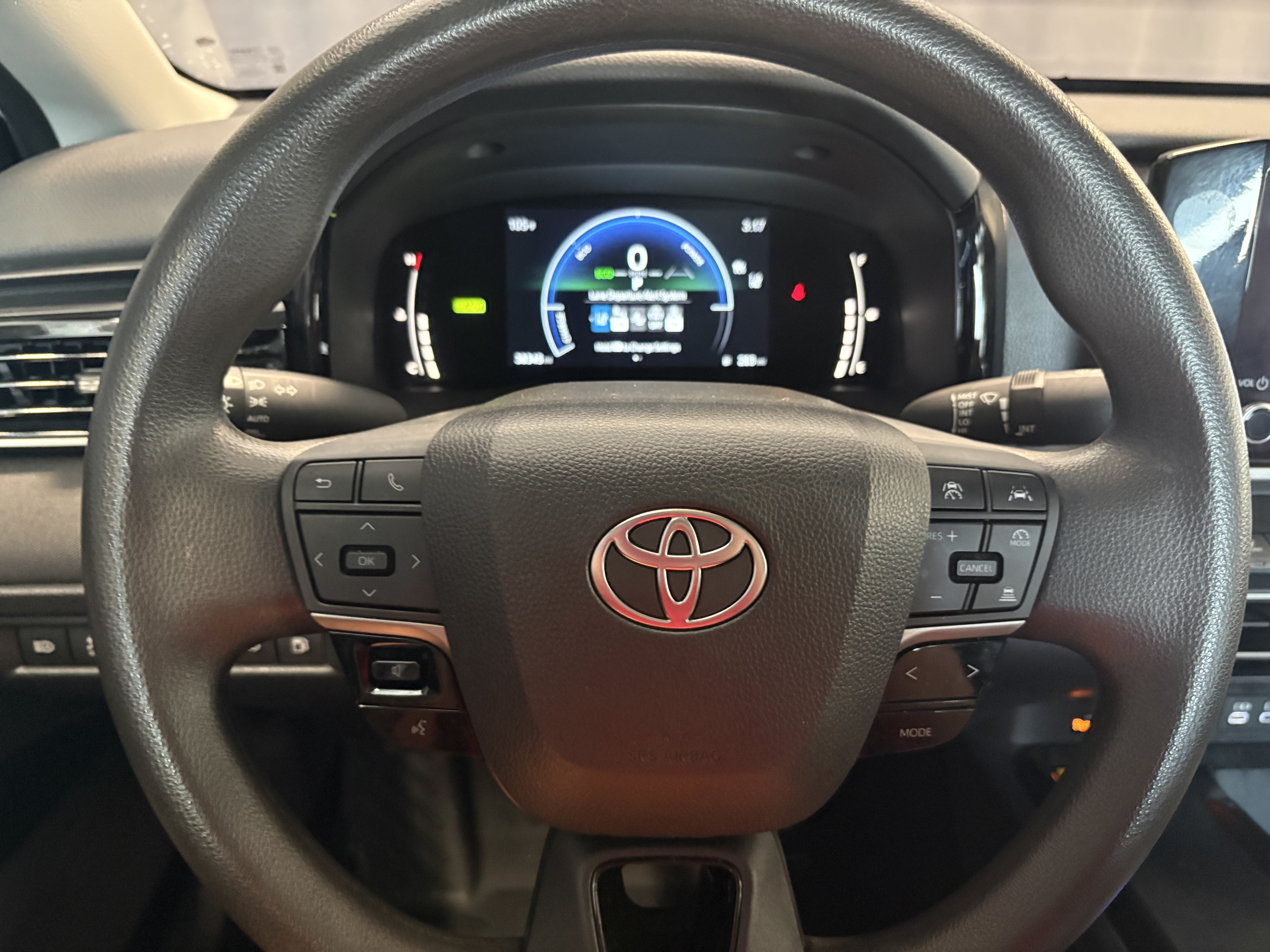 2025 Toyota Camry LE FWD