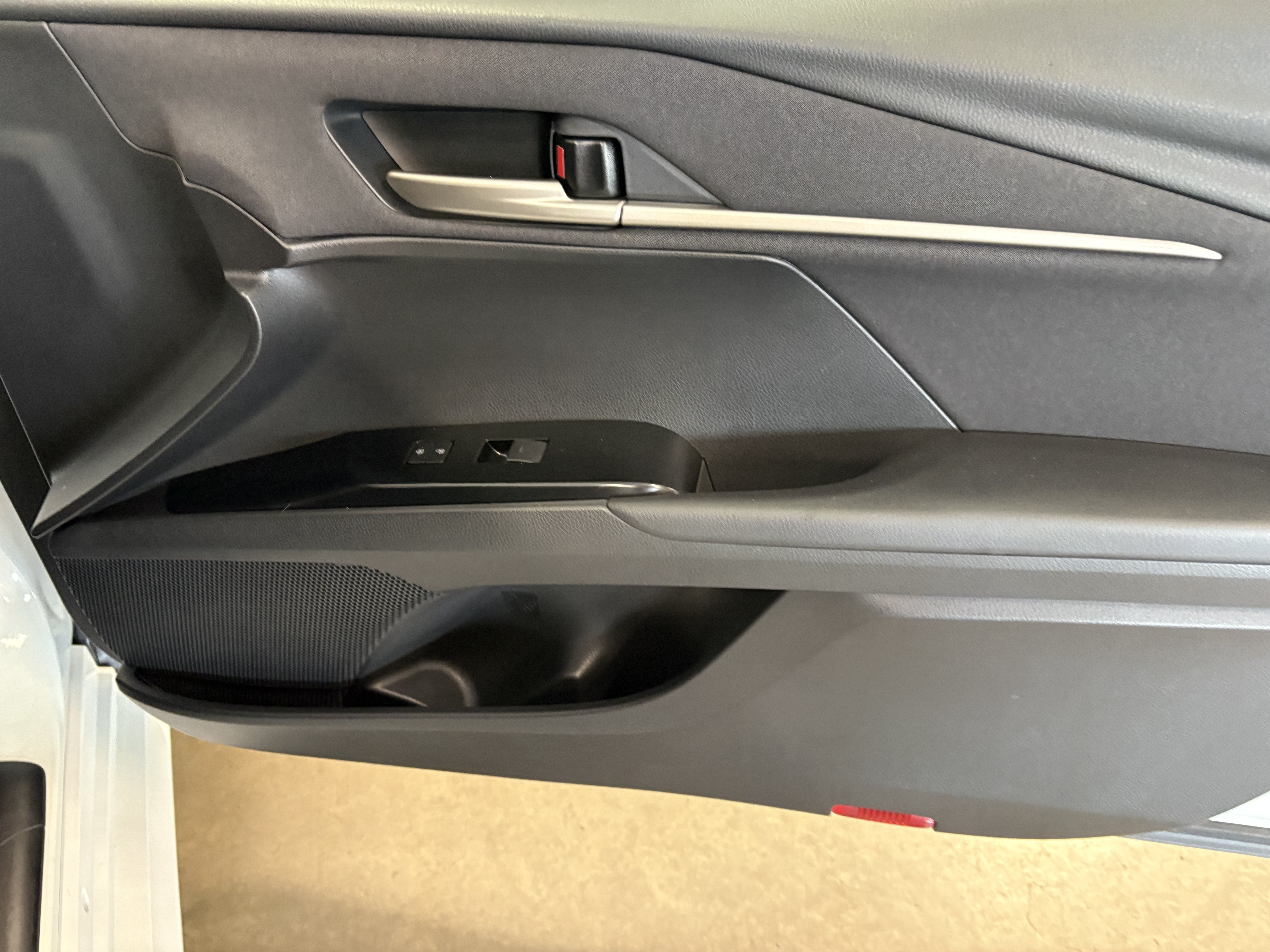 2025 Toyota Camry LE FWD