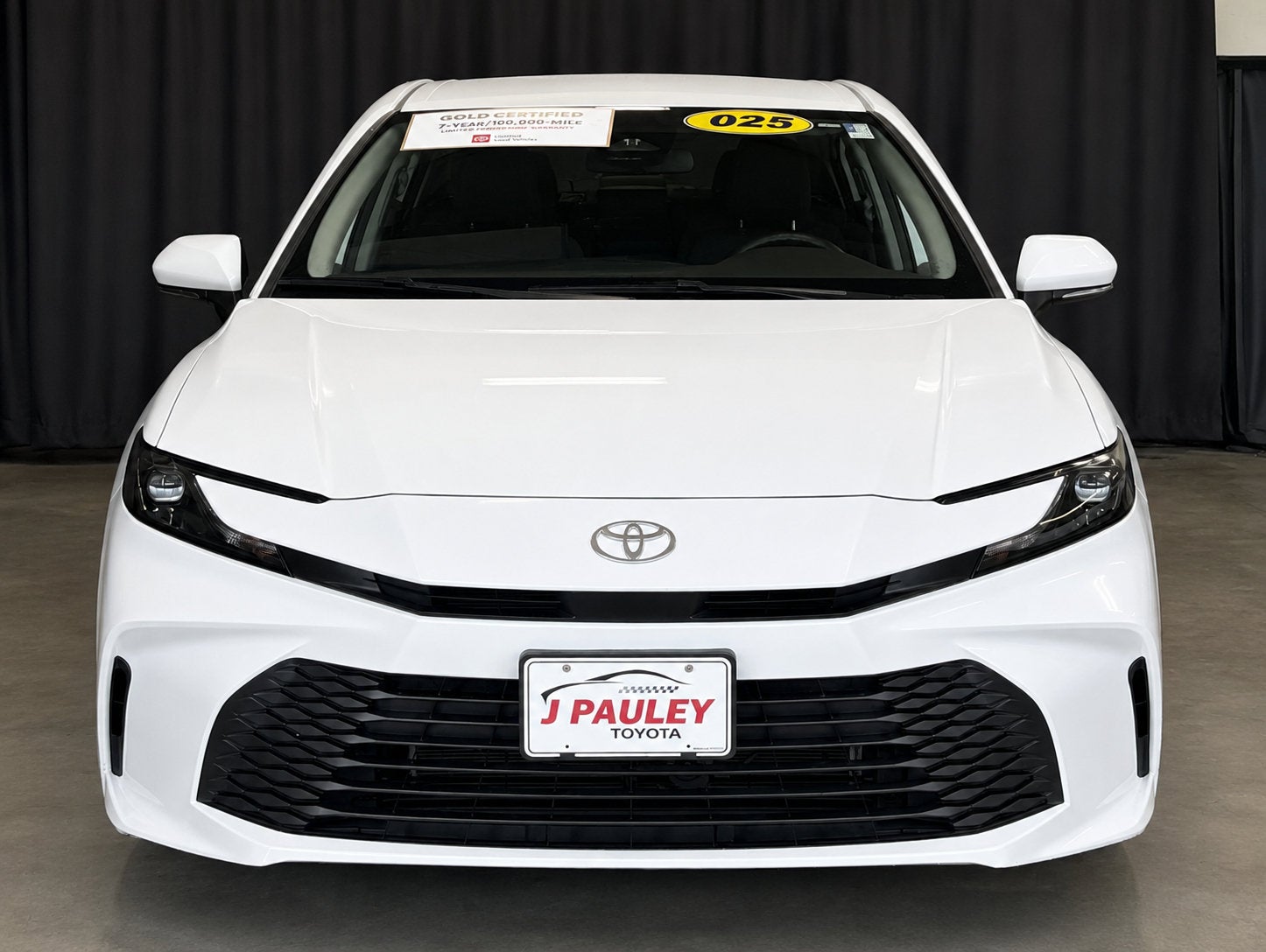 2025 Toyota Camry LE FWD
