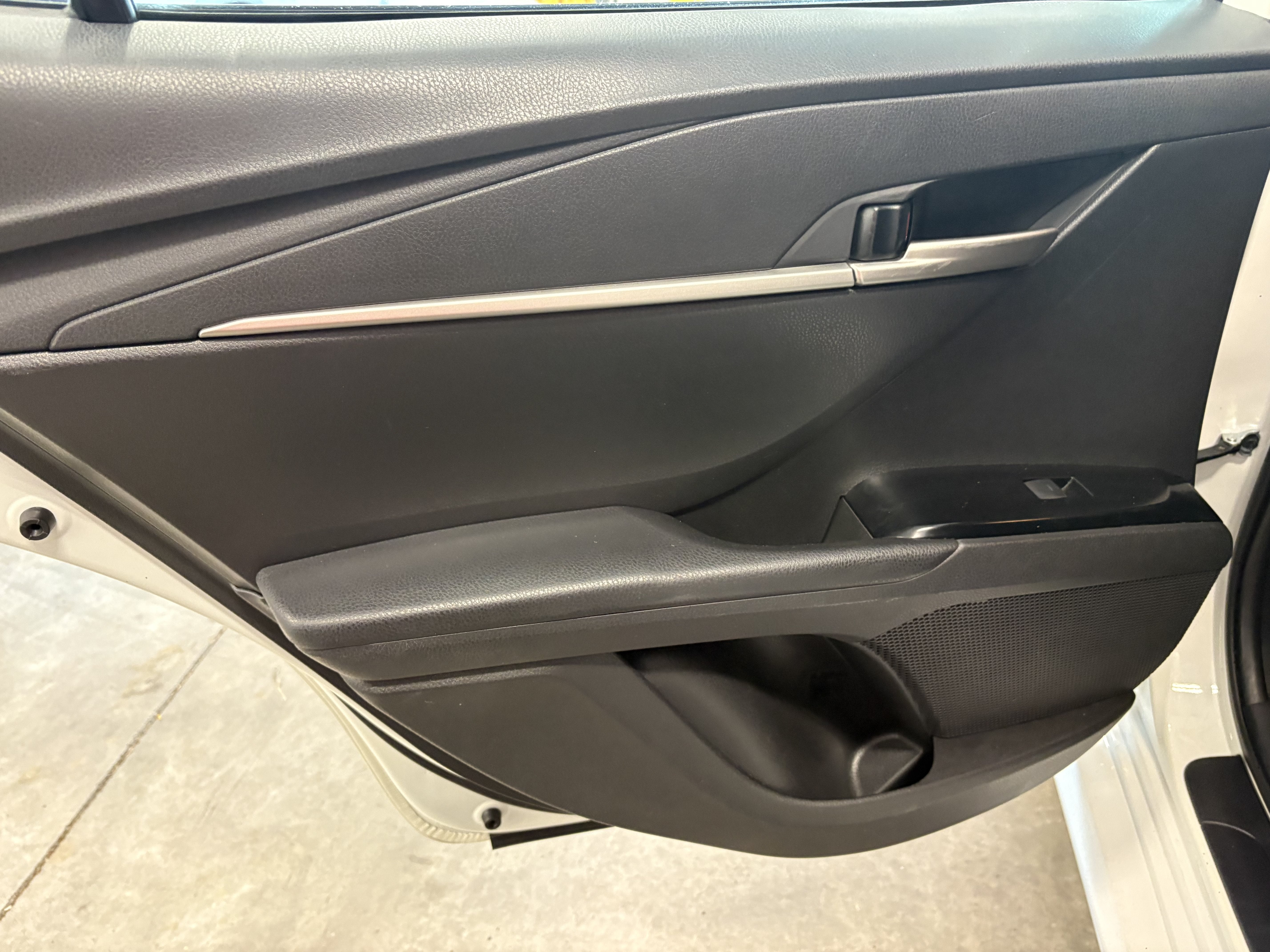 2025 Toyota Camry LE FWD