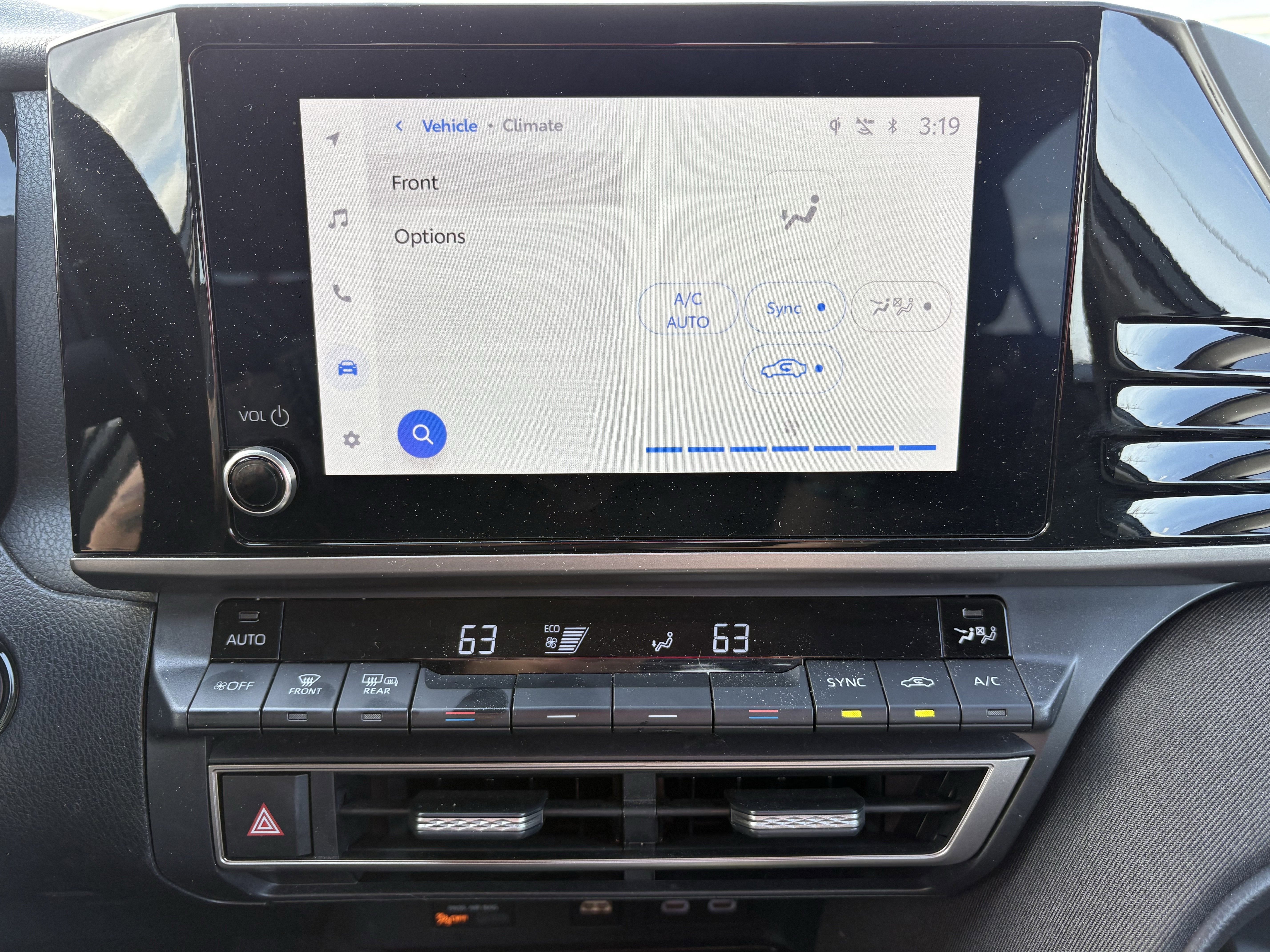 2025 Toyota Camry LE FWD