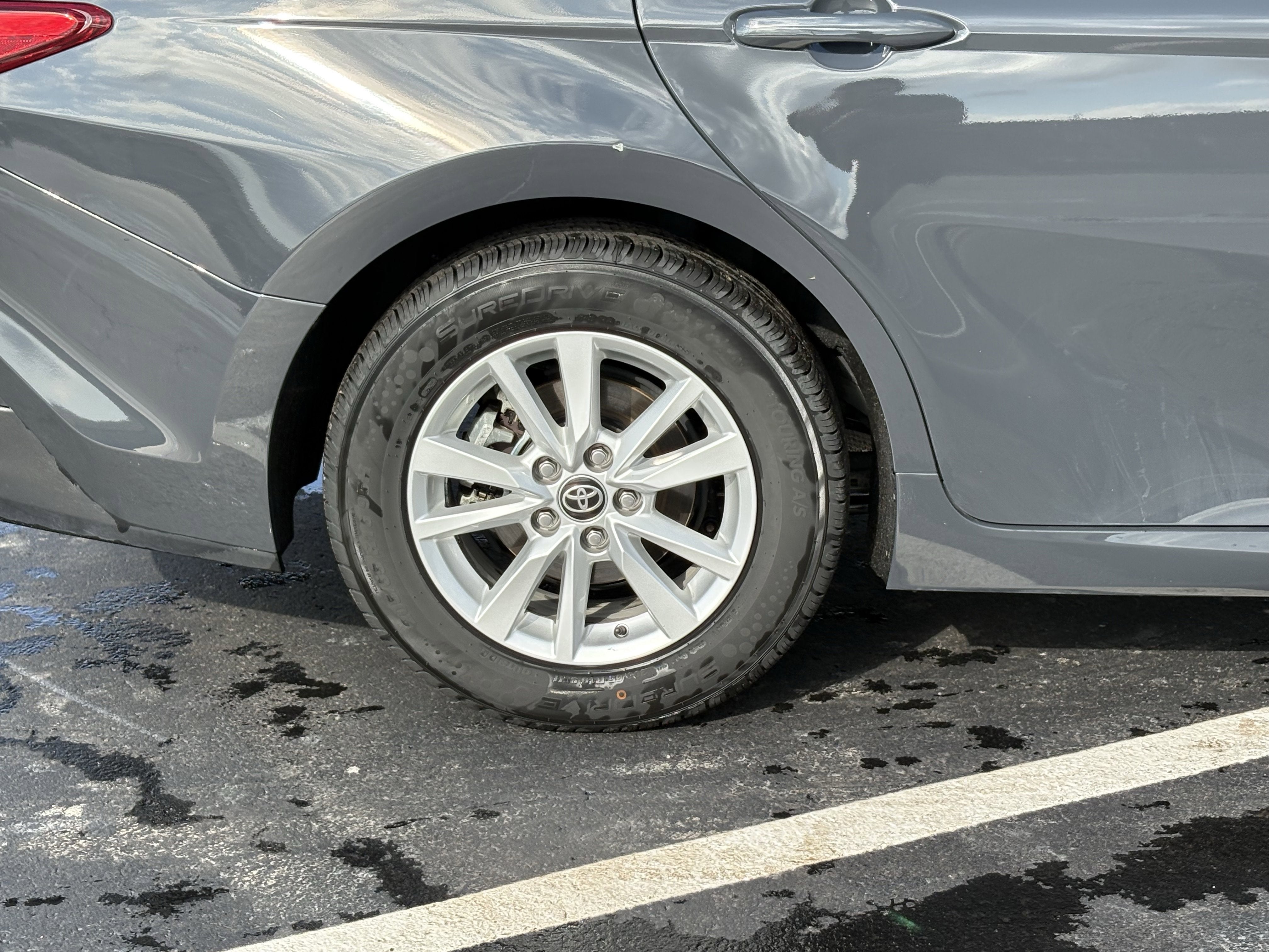 2025 Toyota Camry LE FWD