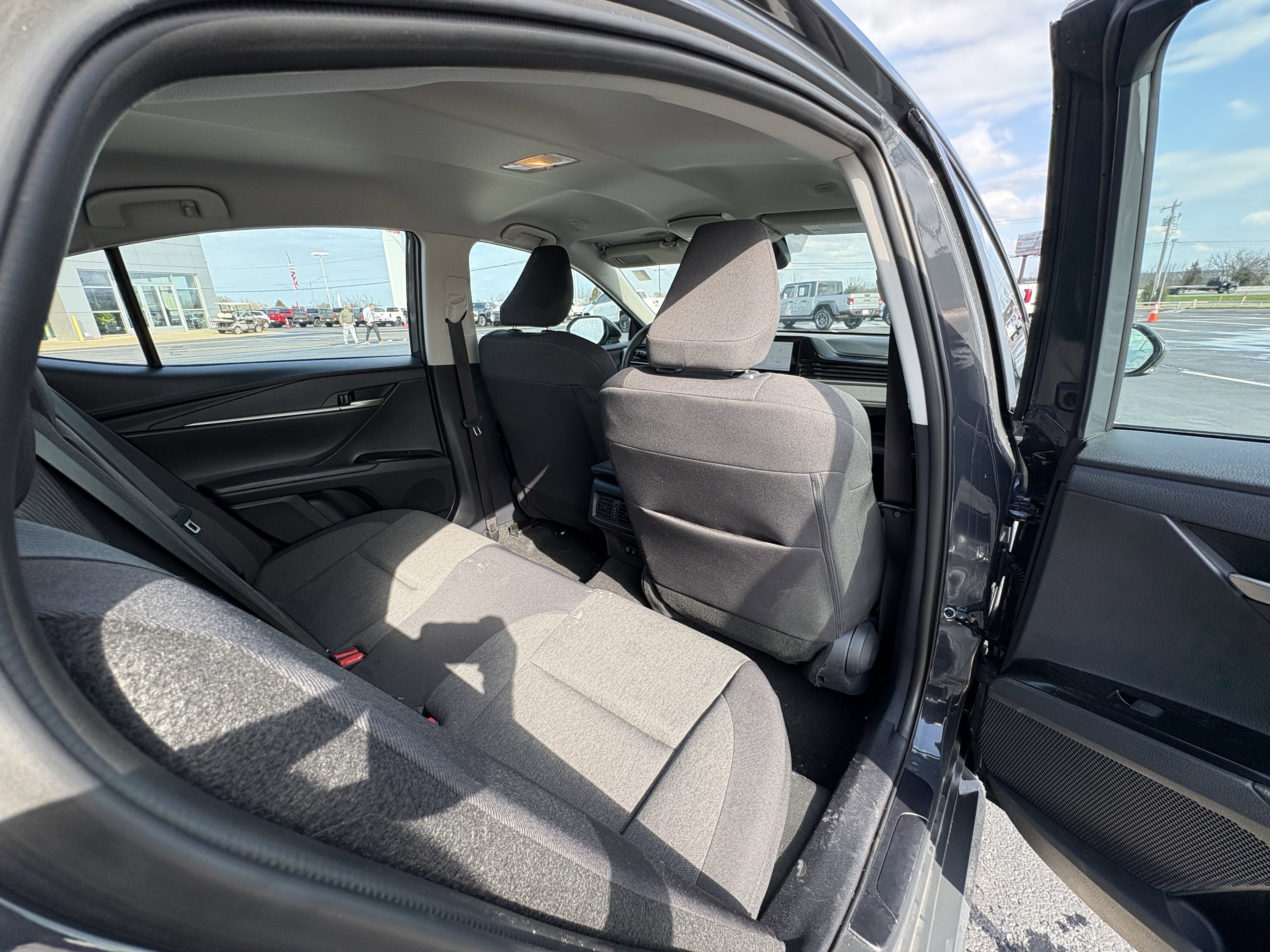 2025 Toyota Camry LE FWD