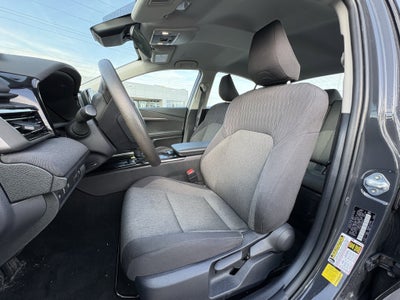 2025 Toyota Camry LE FWD