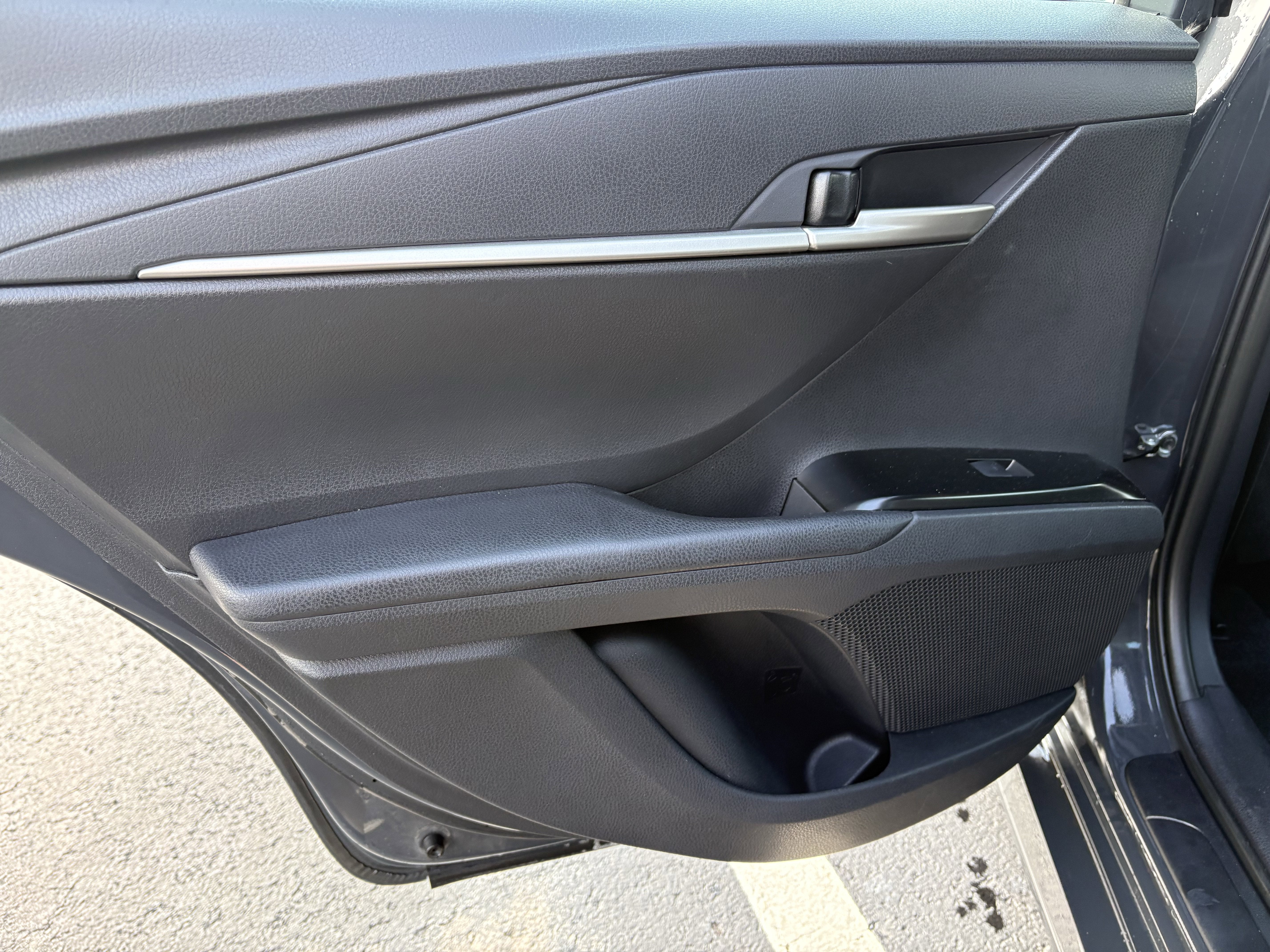 2025 Toyota Camry LE FWD