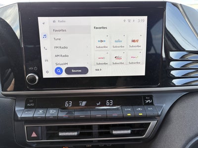 2025 Toyota Camry LE FWD