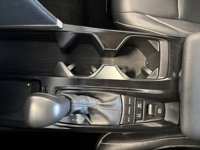 2025 Toyota Camry SE FWD