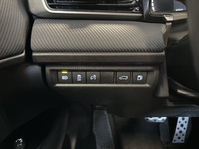 2025 Toyota Camry SE FWD