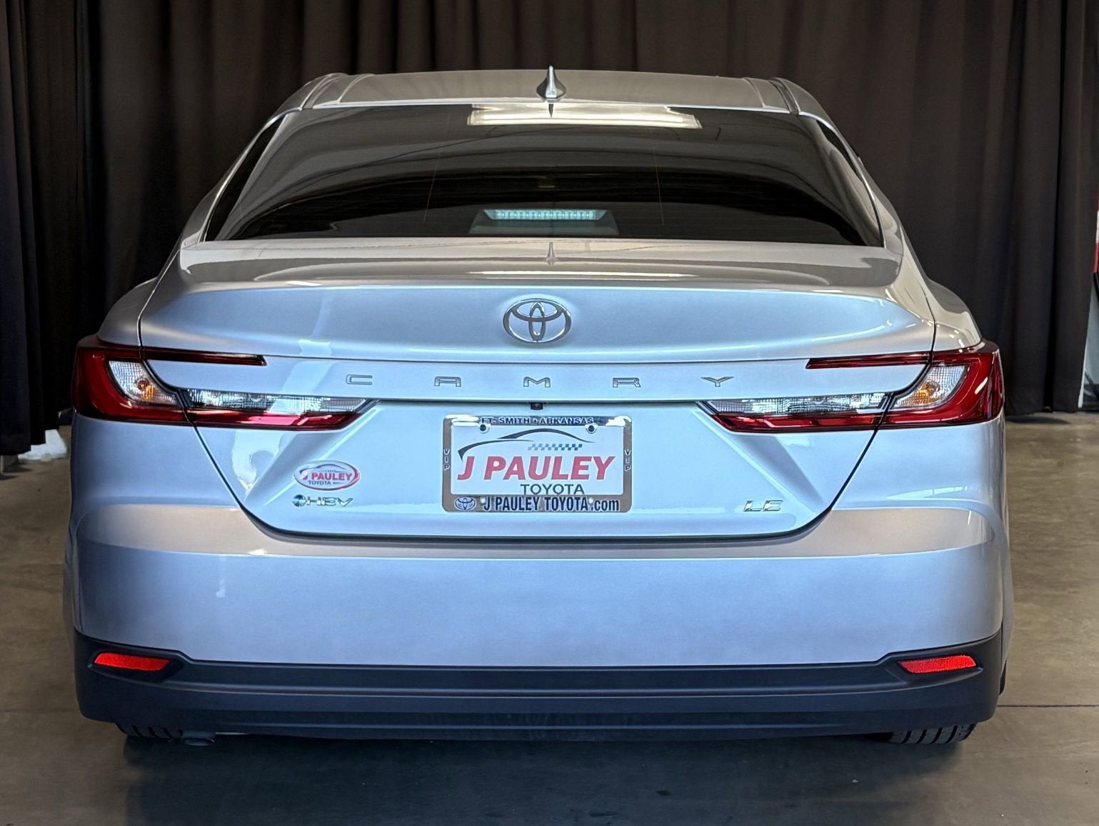 2025 Toyota Camry LE FWD