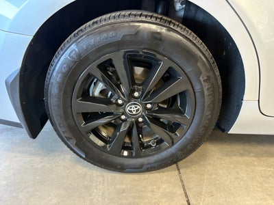 2025 Toyota Camry LE FWD