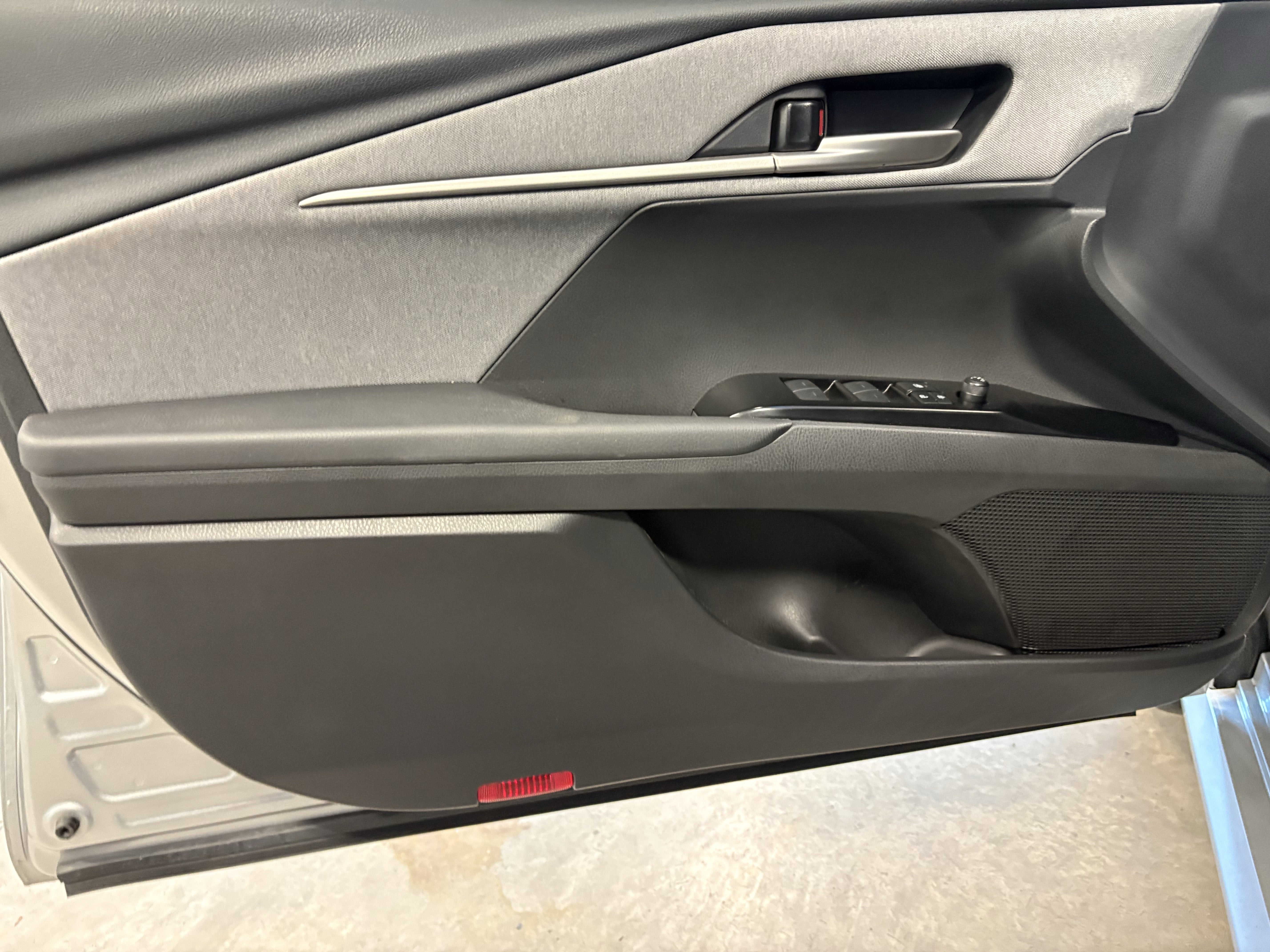 2025 Toyota Camry LE FWD