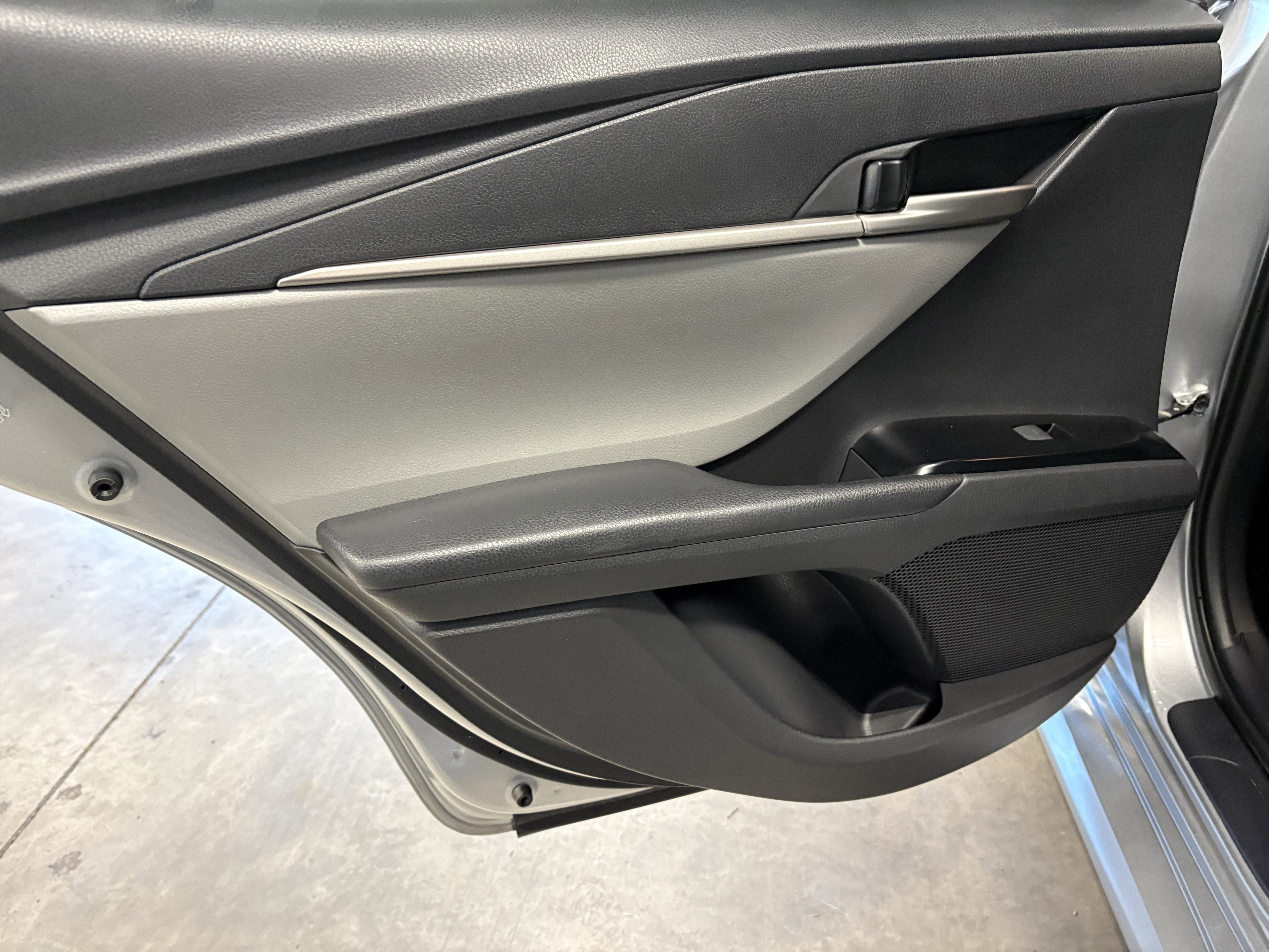 2025 Toyota Camry LE FWD