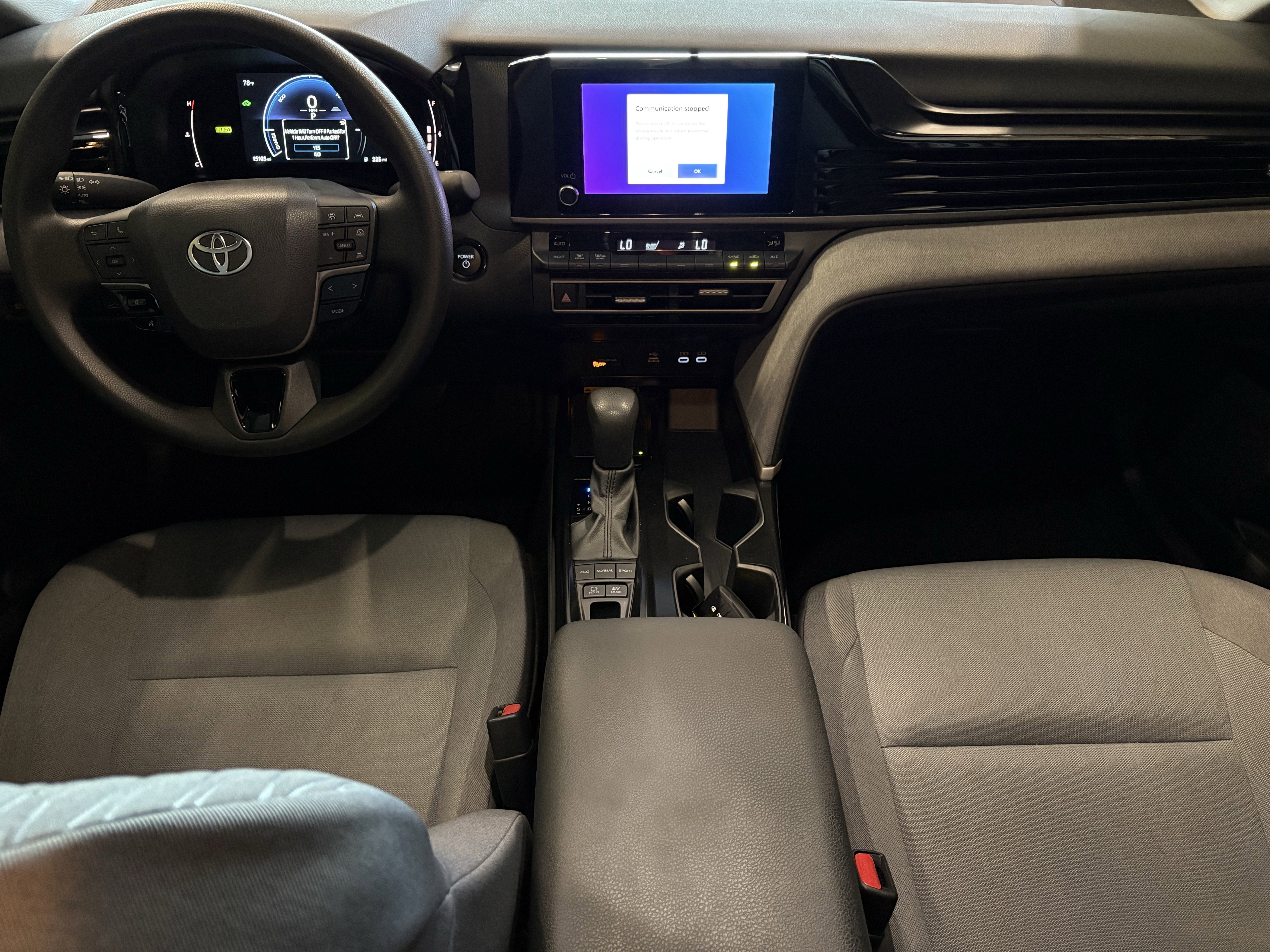 2025 Toyota Camry LE FWD