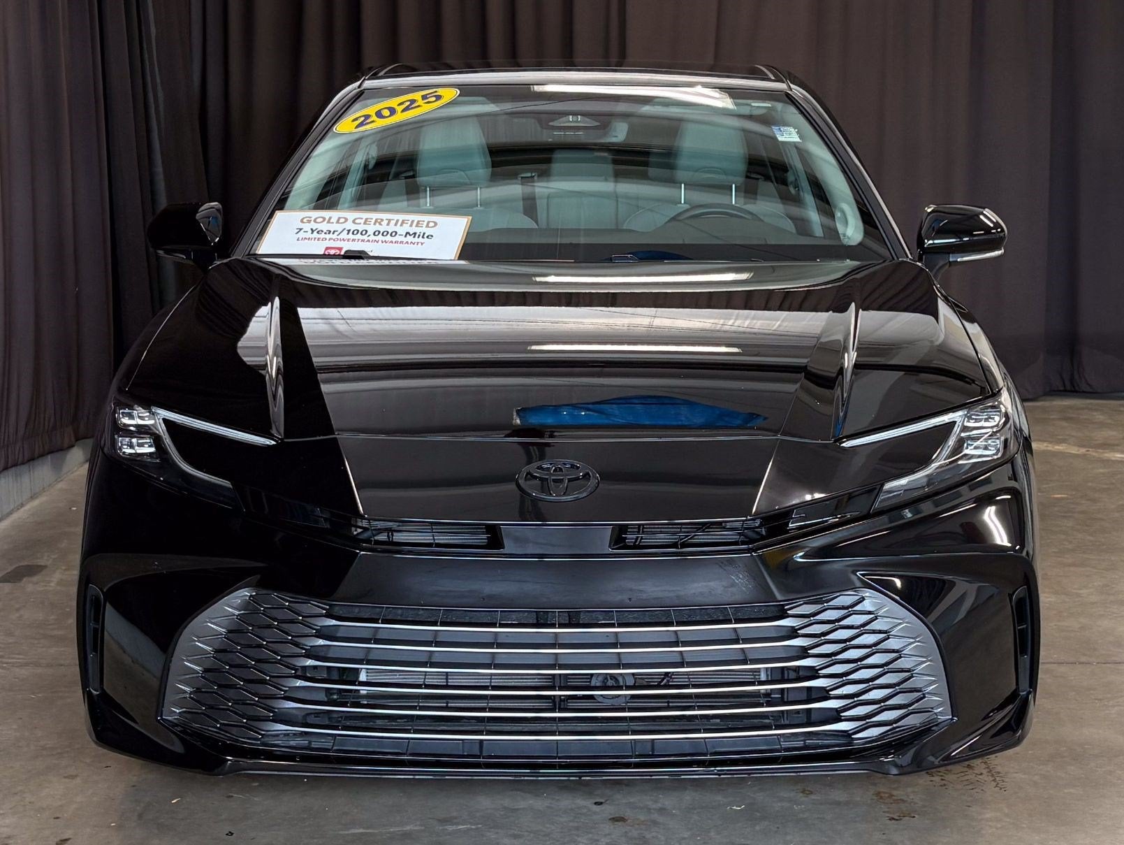 2025 Toyota Camry XLE FWD