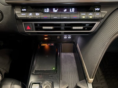 2025 Toyota Camry SE FWD