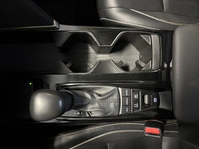 2025 Toyota Camry SE FWD