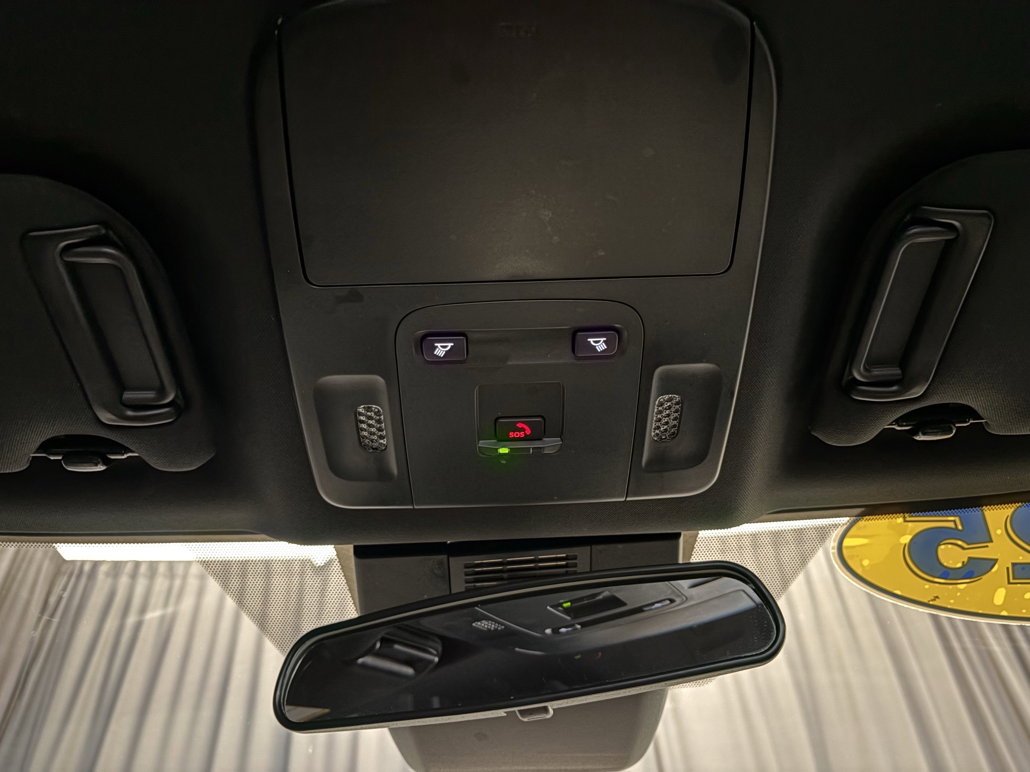 2025 Toyota Camry SE FWD