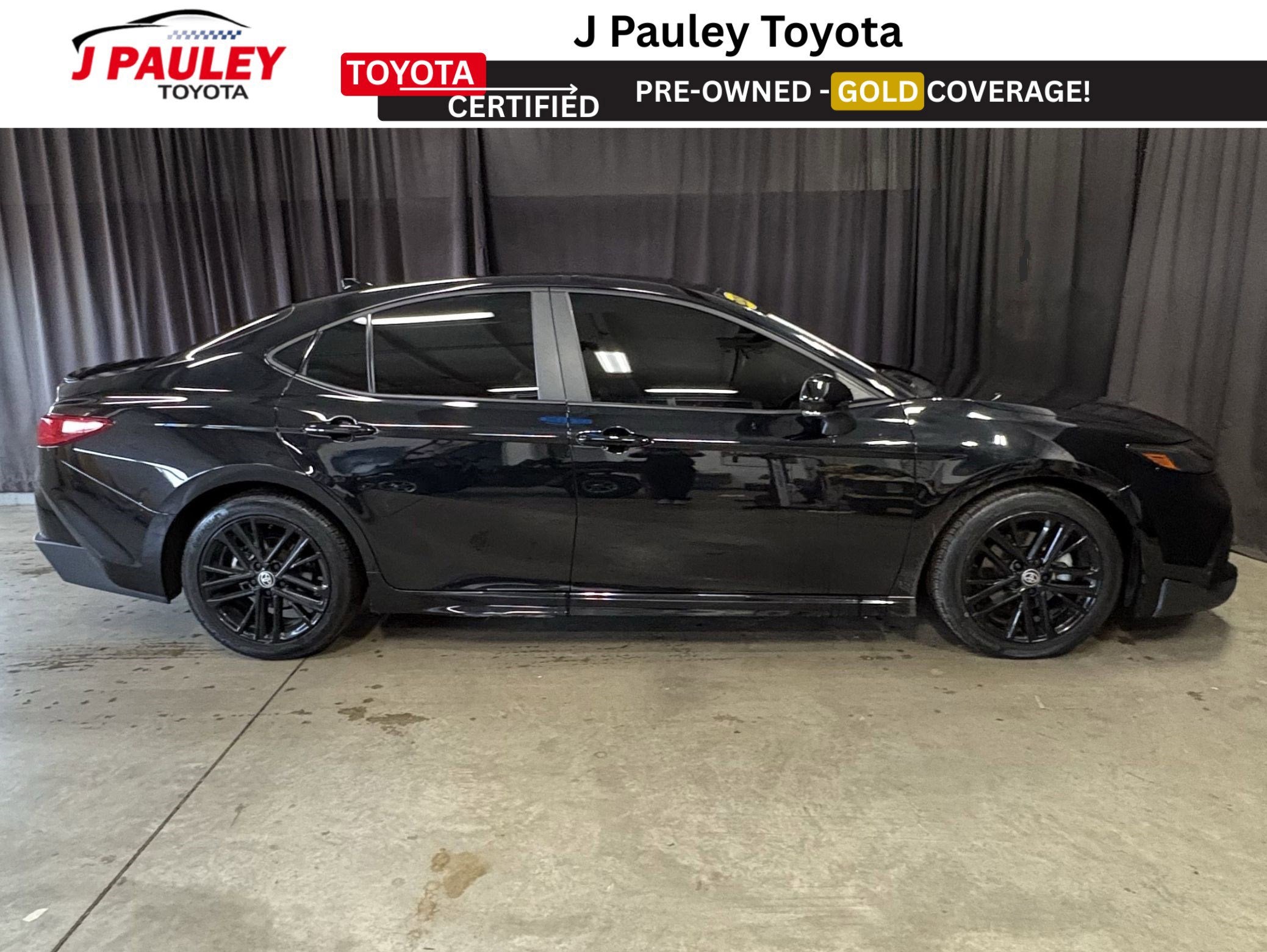 2025 Toyota Camry SE FWD