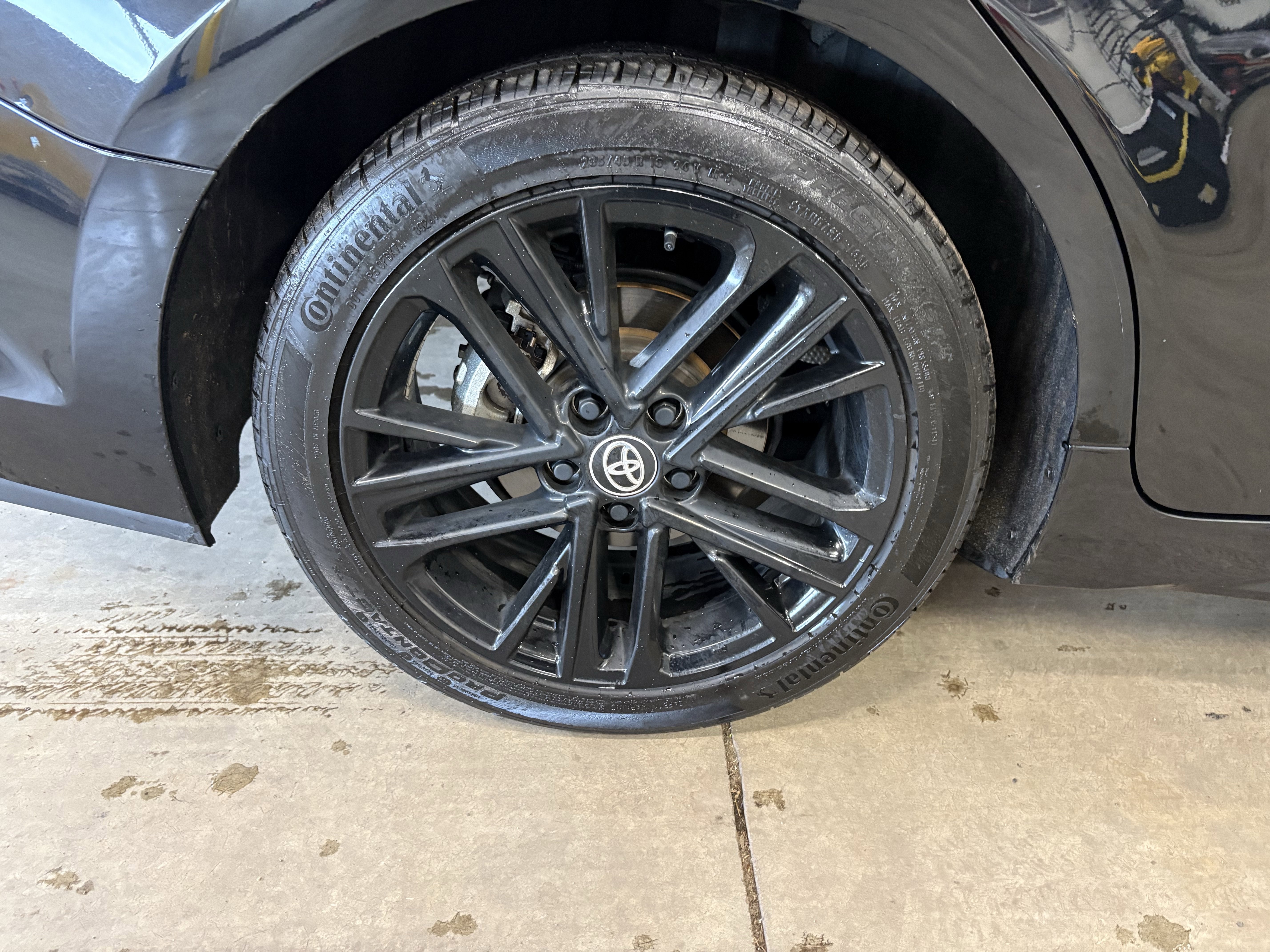 2025 Toyota Camry SE FWD