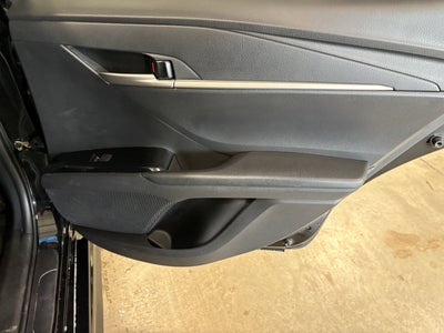 2025 Toyota Camry SE FWD