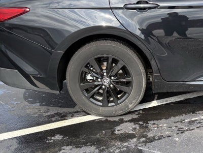 2025 Toyota Camry LE FWD