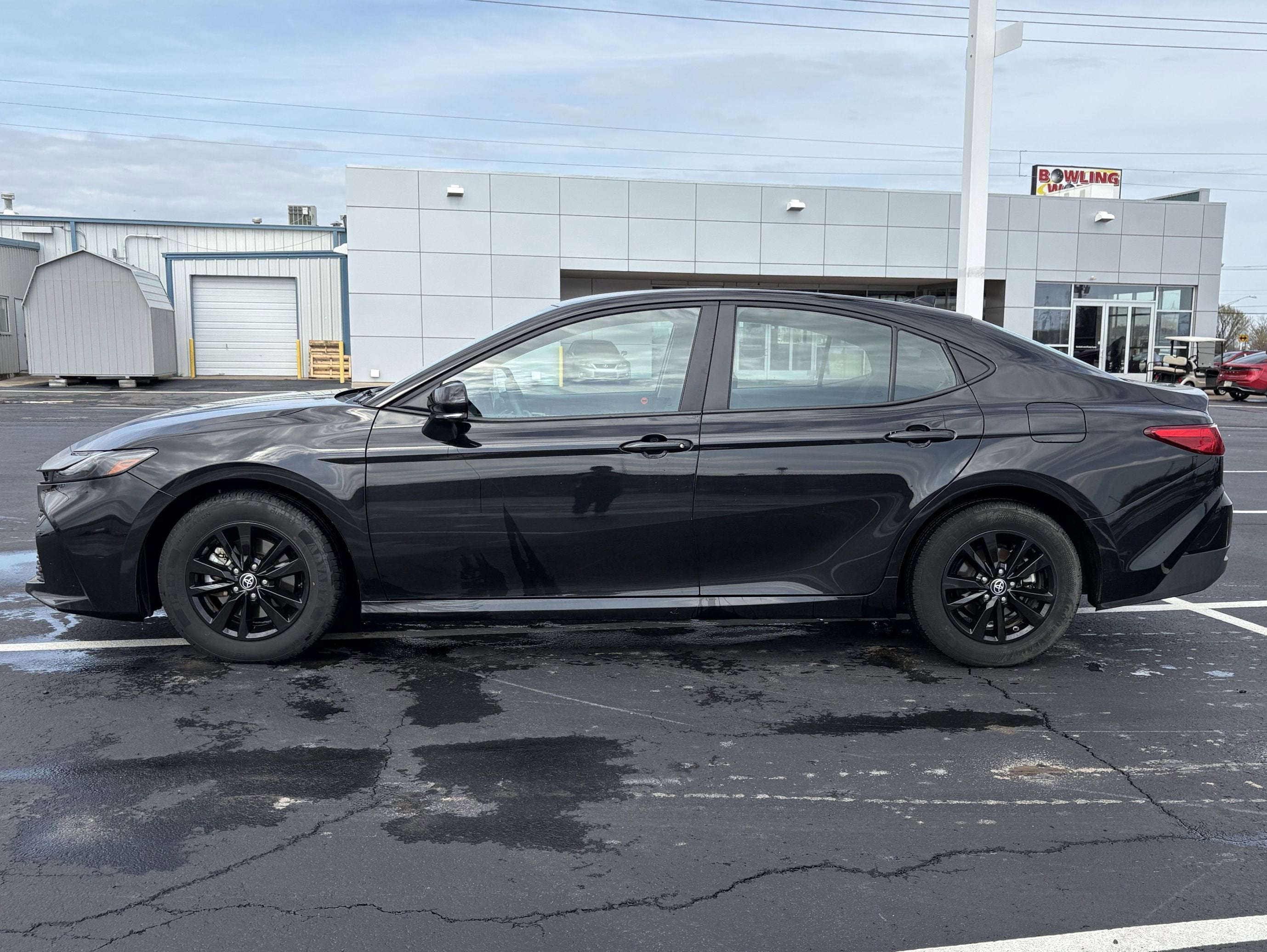 2025 Toyota Camry LE FWD