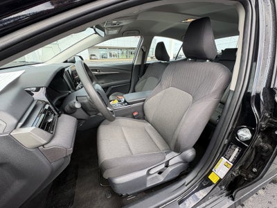 2025 Toyota Camry LE FWD