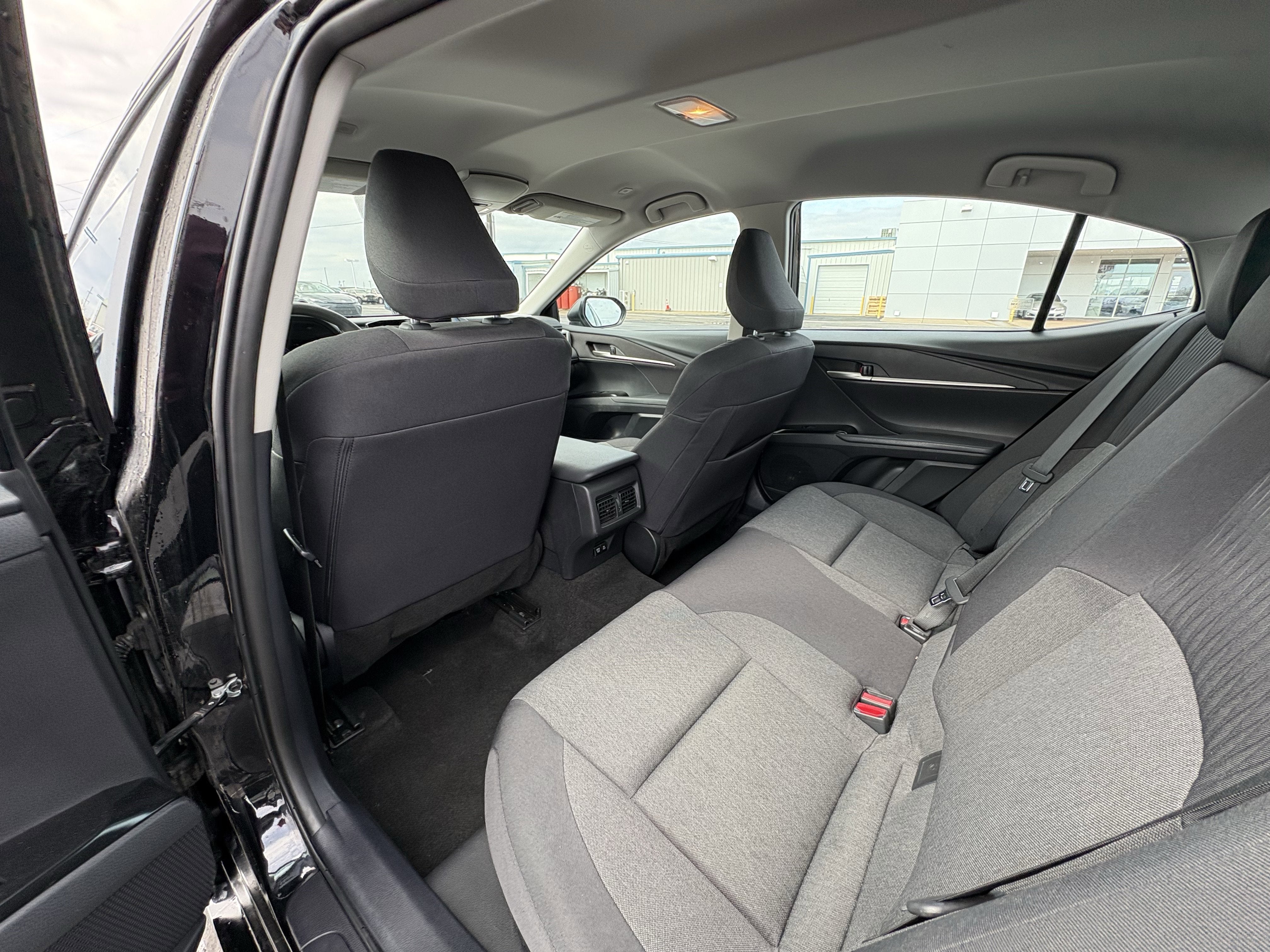 2025 Toyota Camry LE FWD