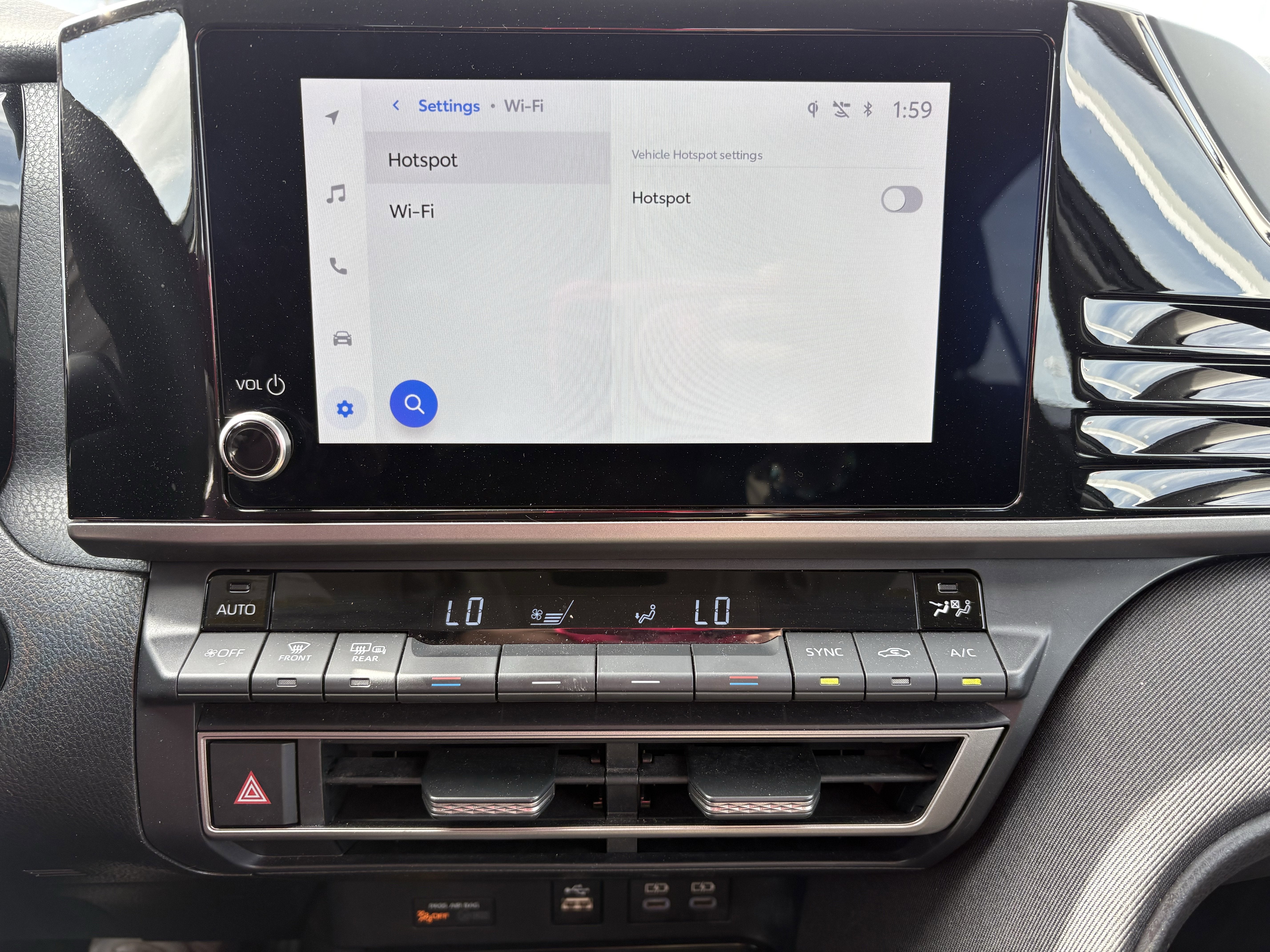 2025 Toyota Camry LE FWD