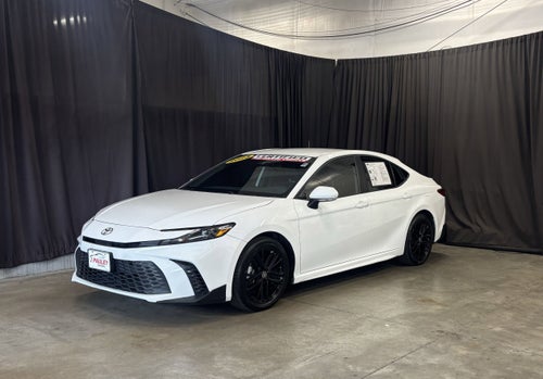 2025 Toyota Camry SE FWD